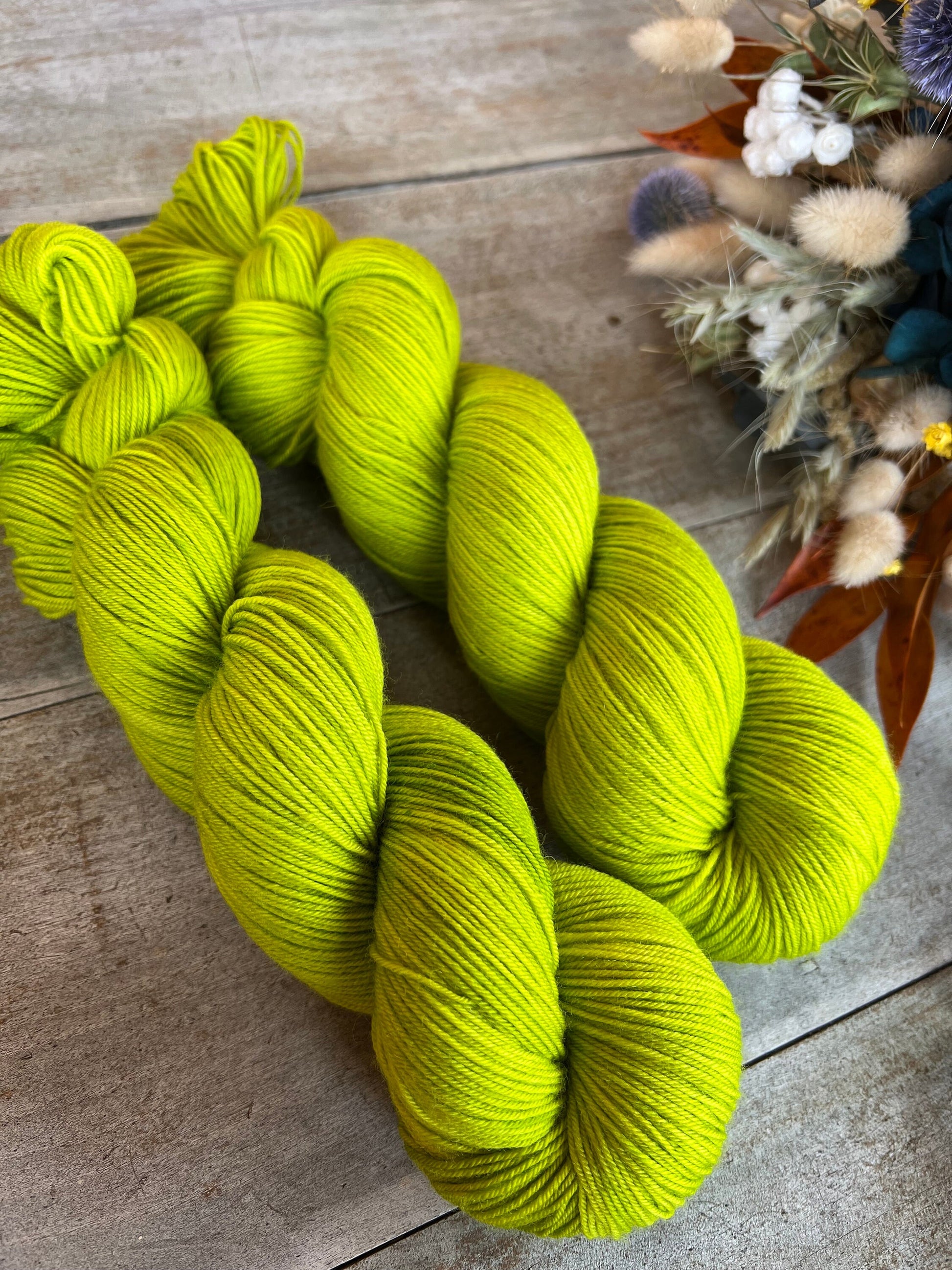 Laine teinte à la main Pistache Fingering Mérinos ou Mérinos nylon ou DK Mérinos ou Lace Mohair et soie