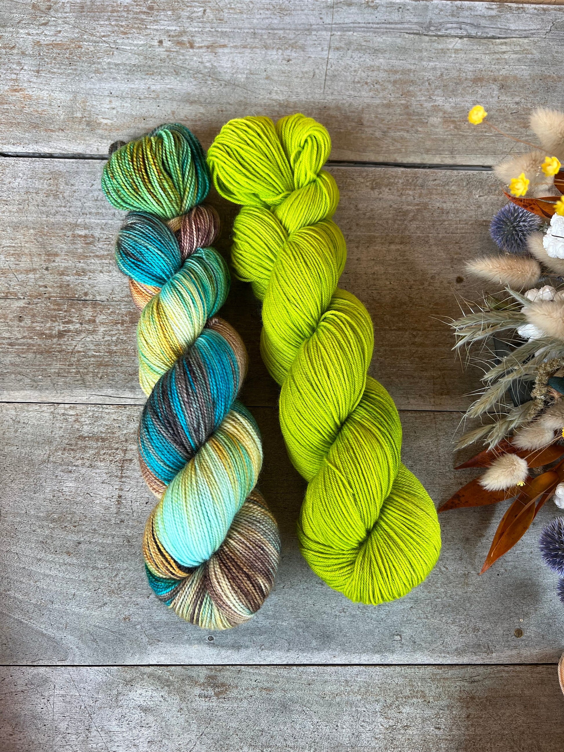 Laine teinte à la main Pistache Fingering Mérinos ou Mérinos nylon ou DK Mérinos ou Lace Mohair et soie