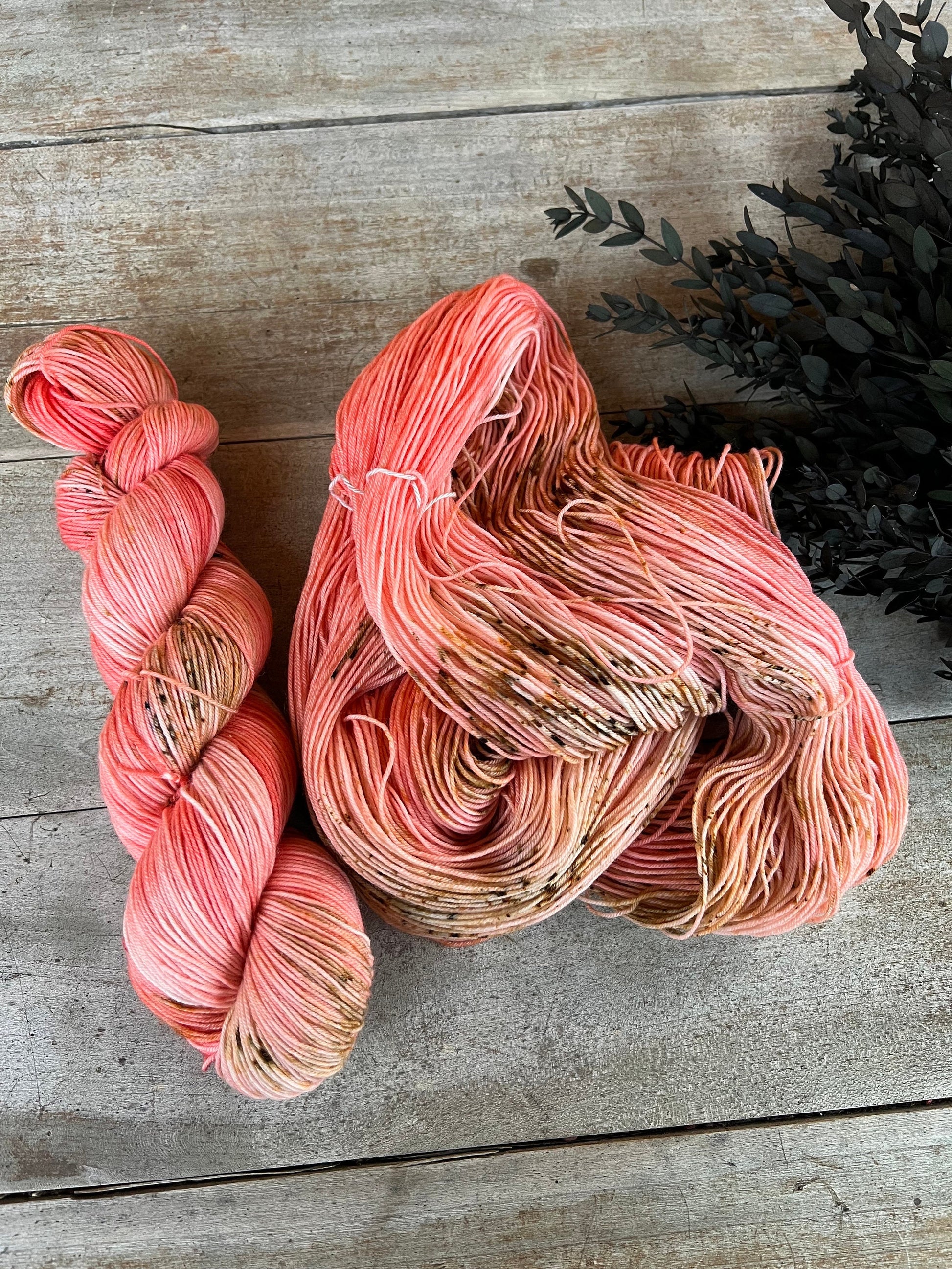 Laine teinte à la main Peach Fingering Mérinos ou Mérinos nylon ou DK Mérinos ou Lace Mohair et soie