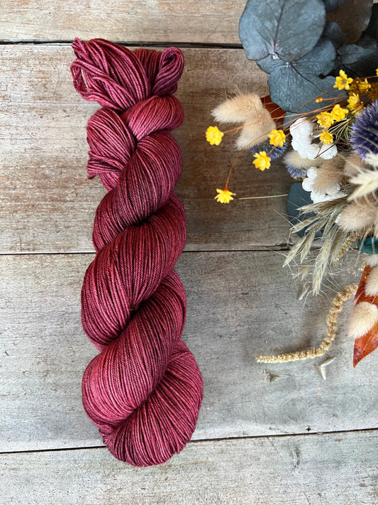Laine teinte à la main Mahori Fingering Mérinos ou Mérinos nylon ou DK Mérinos ou Lace Mohair et soie
