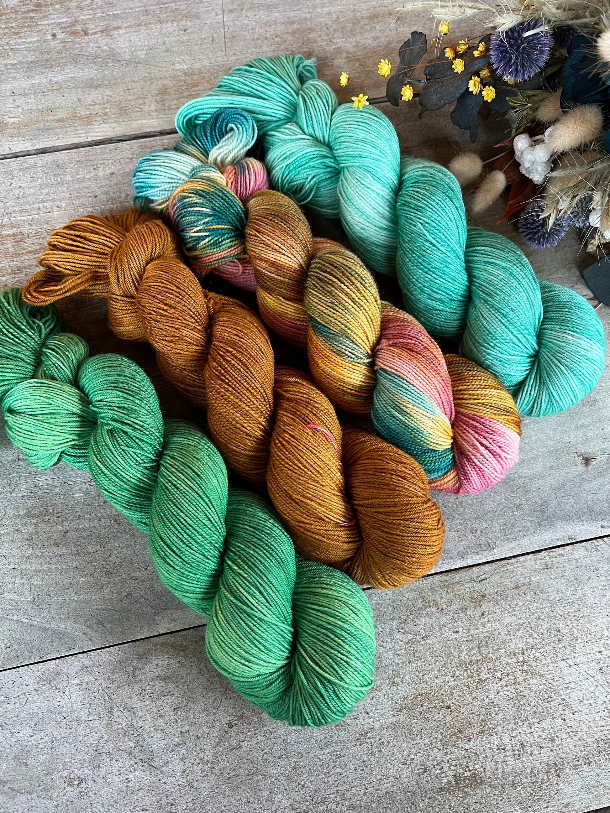Laine teinte à la main Ali Fingering Mérinos ou Mérinos nylon ou DK Mérinos ou Lace Mohair et soie