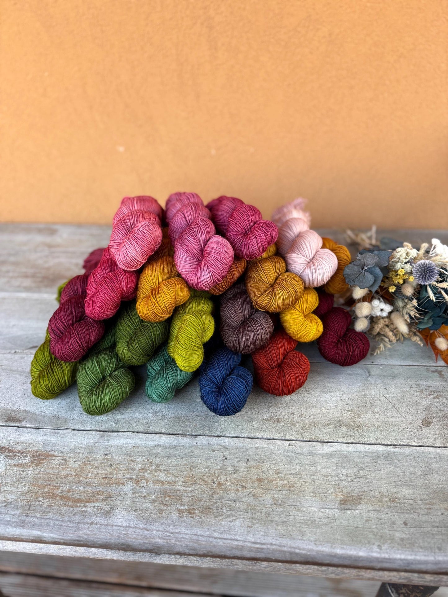 Laine teinte à la main Pimprenelle Fingering Mérinos ou Mérinos nylon ou DK Mérinos ou Lace Mohair et soie