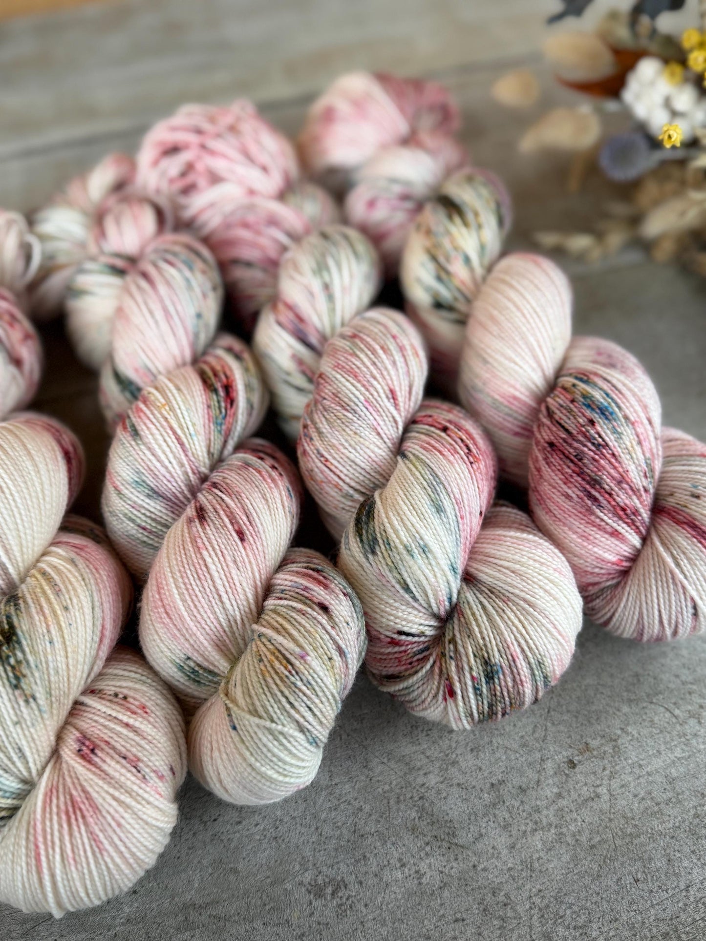 Laine teinte à la main coloris ZORA Fingering Mérinos ou Mérinos nylon ou Dk Mérinos ou Lace Mohair et soie