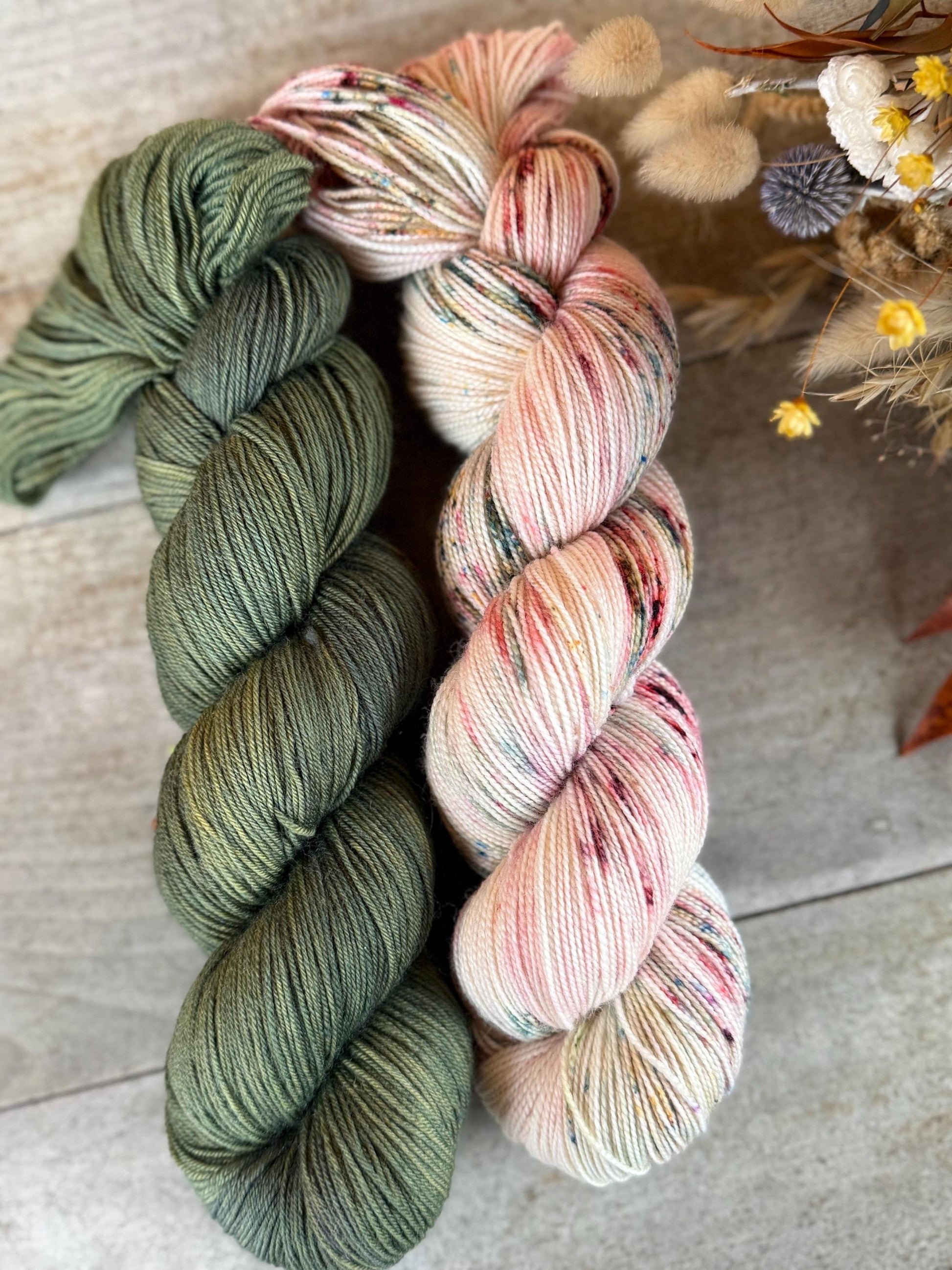 Laine teinte à la main coloris ZORA Fingering Mérinos ou Mérinos nylon ou Dk Mérinos ou Lace Mohair et soie