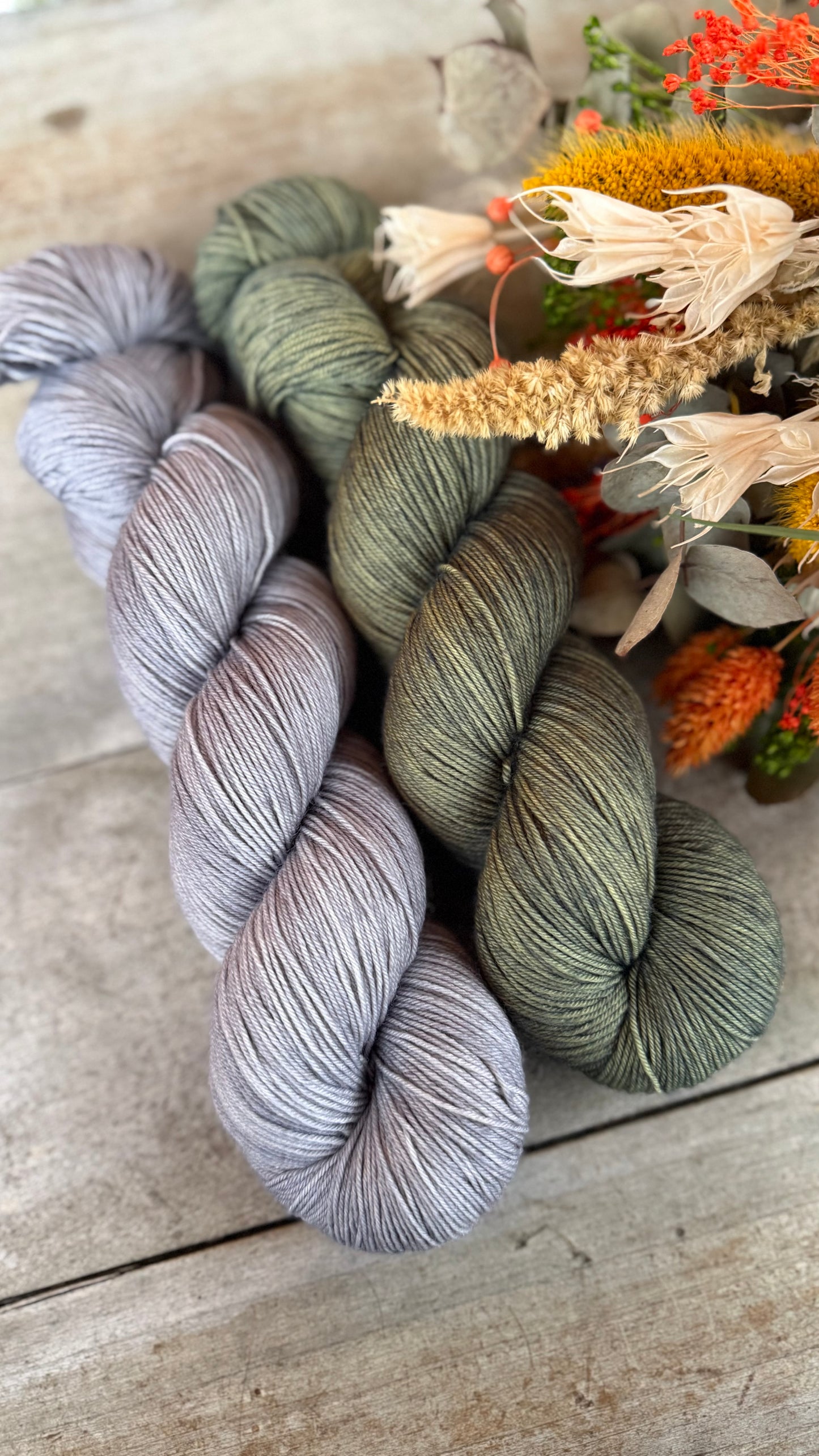PERLE - Laine teinte à la main - Base au choix : Fingering Mérinos avec ou sans nylon / DK Mérinos / Kid Mohair et Soie
