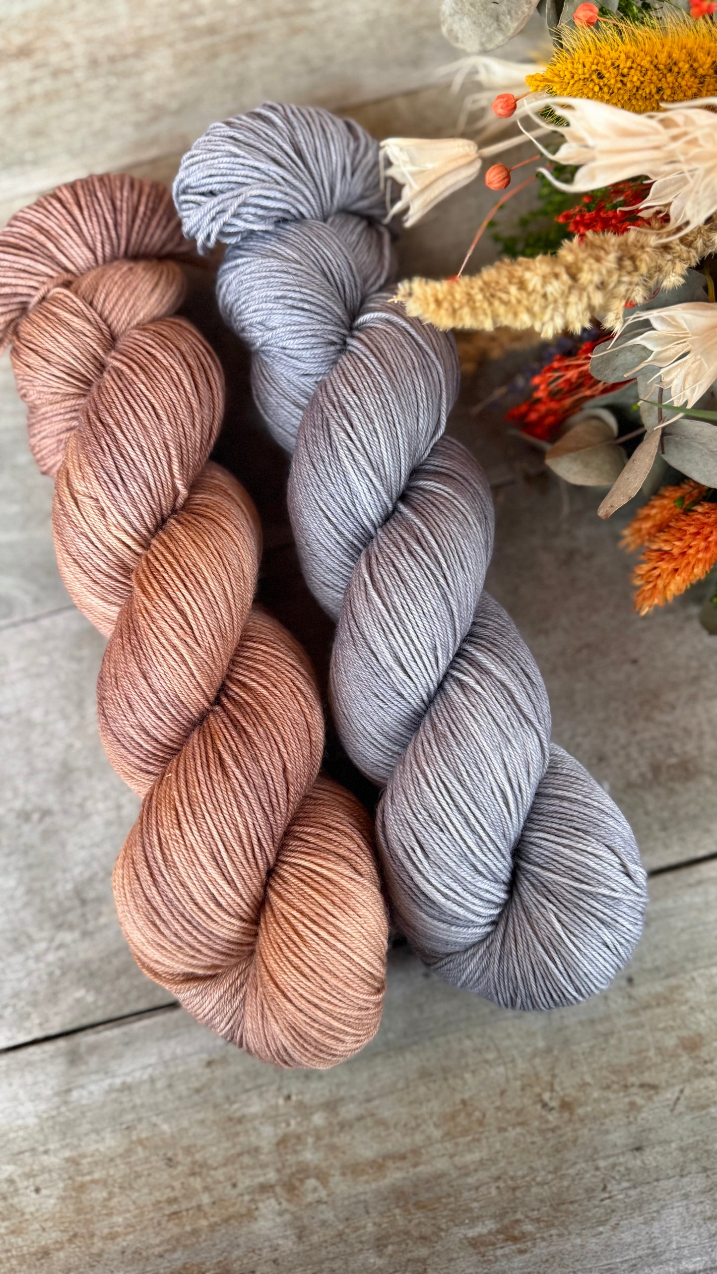 PERLE - Laine teinte à la main - Base au choix : Fingering Mérinos avec ou sans nylon / DK Mérinos / Kid Mohair et Soie