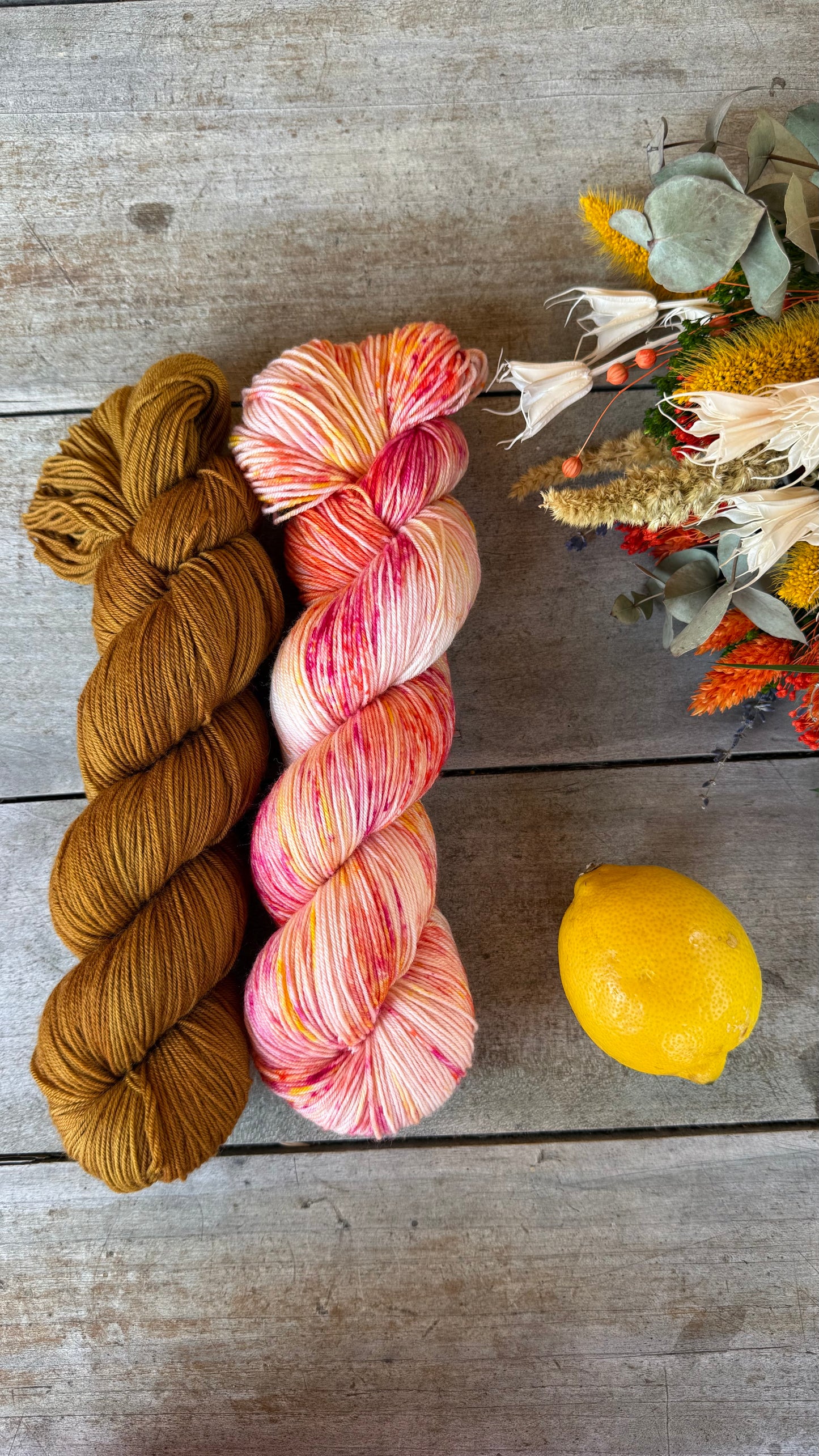 BALLERINE- Laine teinte à la main - Fingering Mérinos Superwash