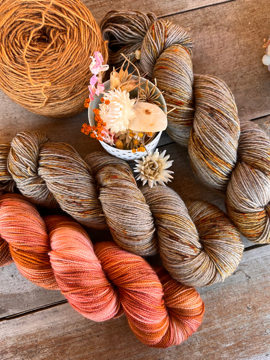 SONIA - Laine teinte à la main - Fingering Mérinos Nylon superwash