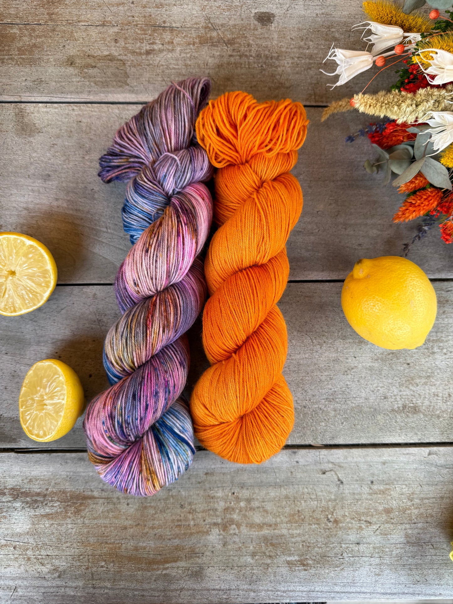 Les KITS de l’été, 2 ÉCHEVEAUX en laine Mérinos fingering coordonnés