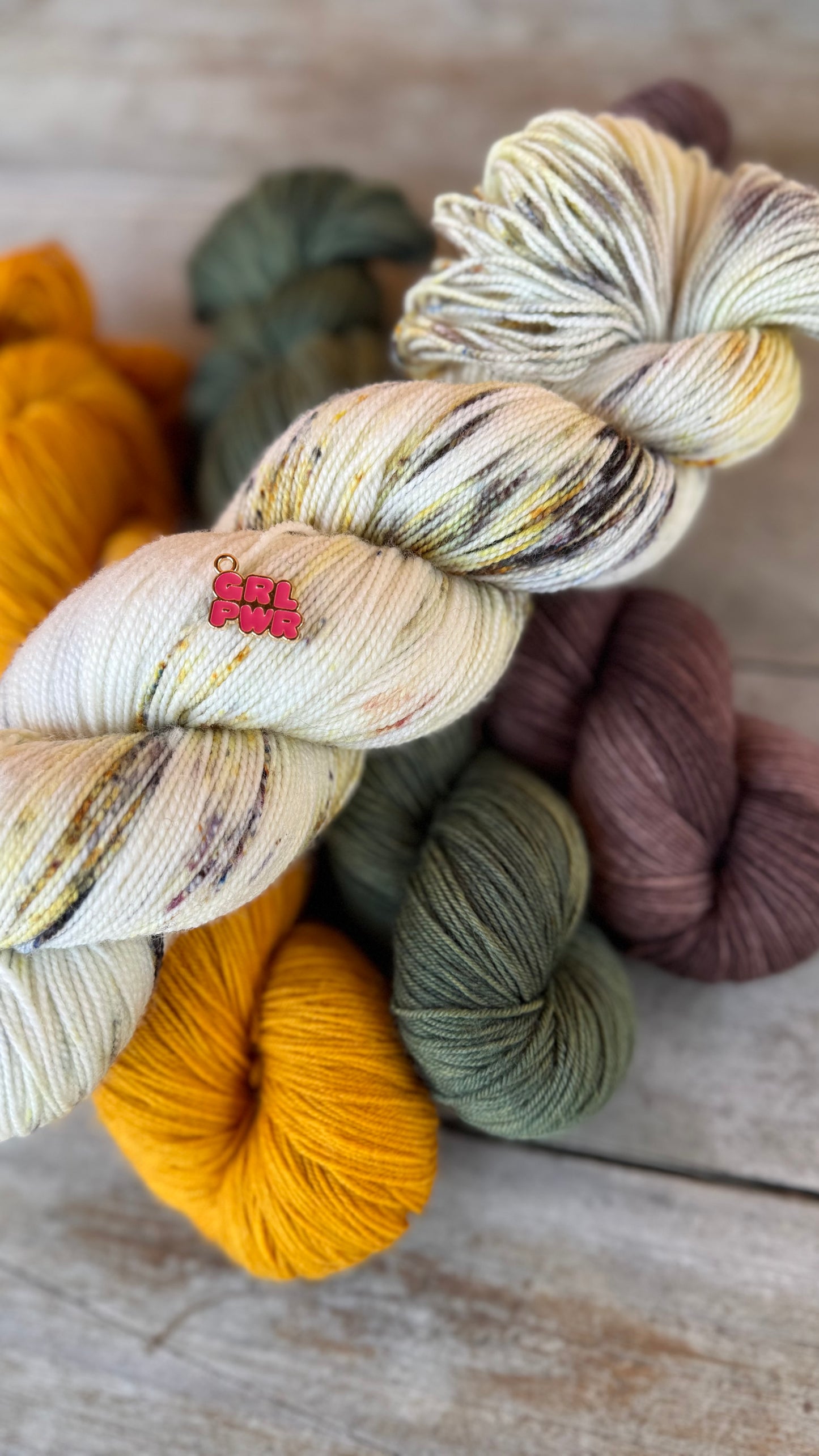 Kit Laine chaussettes "Tournesocks" – Édition Spéciale Endométriose
