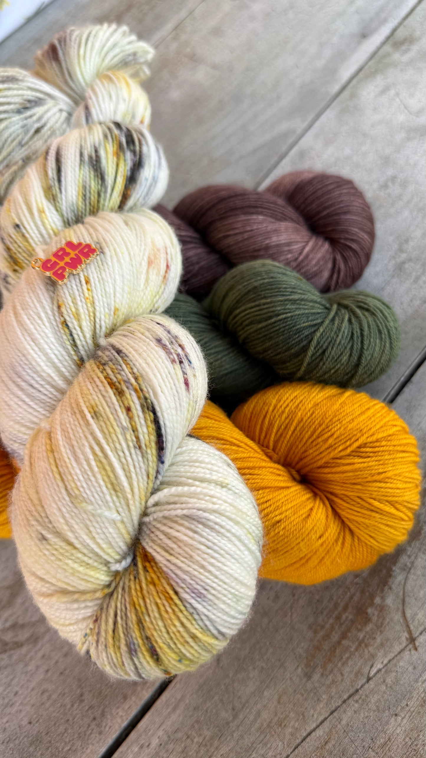 Kit Laine chaussettes "Tournesocks" – Édition Spéciale Endométriose