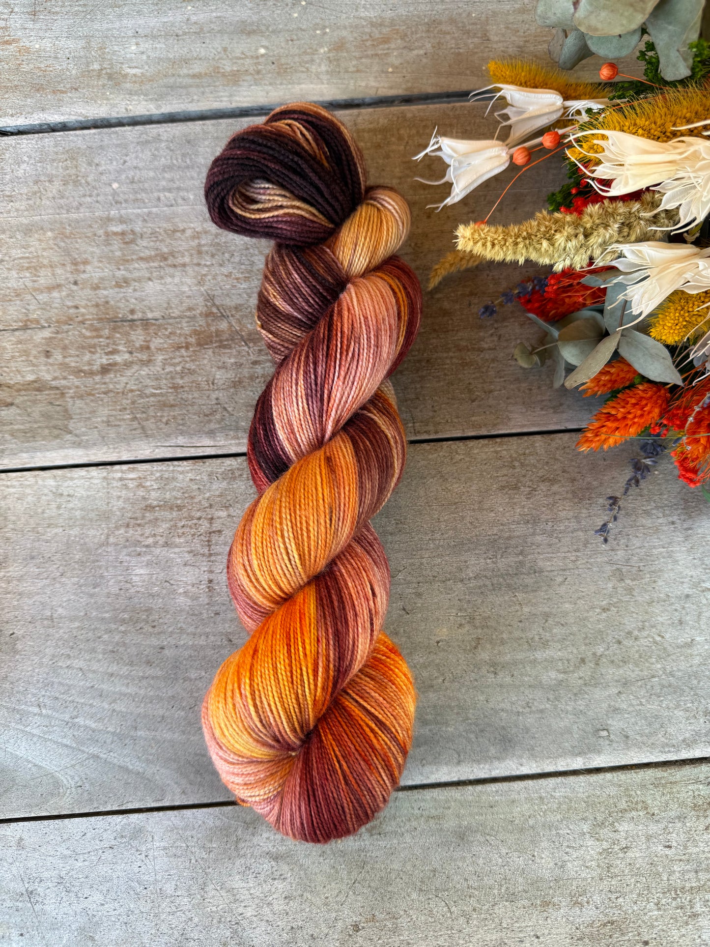 OLYMPIA - Laine teinte à la main - Fingering Mérinos Nylon superwash