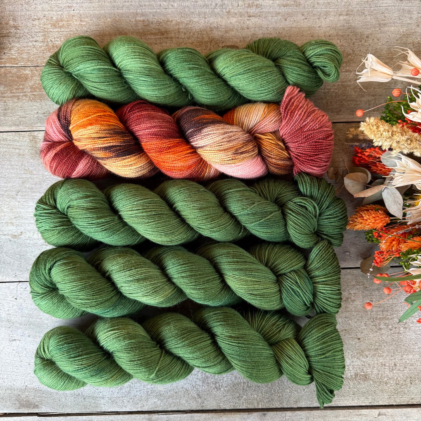Kit de laine pour tricoter le Dragonfly Sweater par Elenor Mortensen