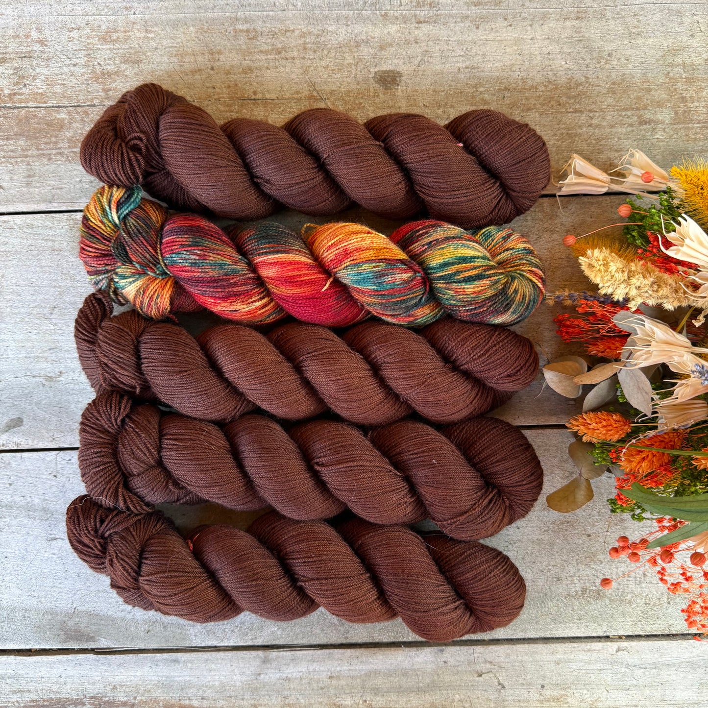 Kit de laine pour tricoter le Dragonfly Sweater par Elenor Mortensen