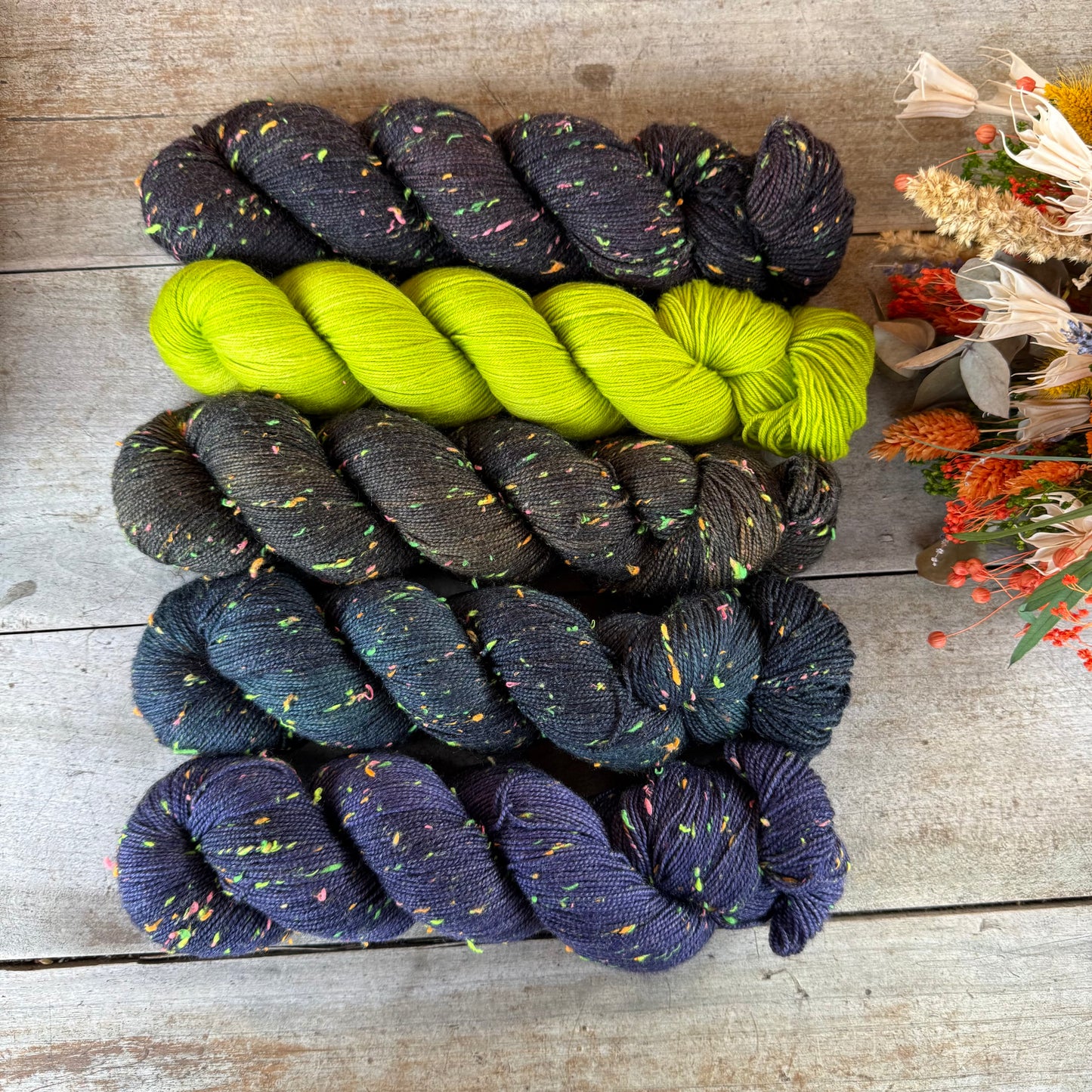 Kit de laine pour tricoter le Dragonfly Sweater par Elenor Mortensen