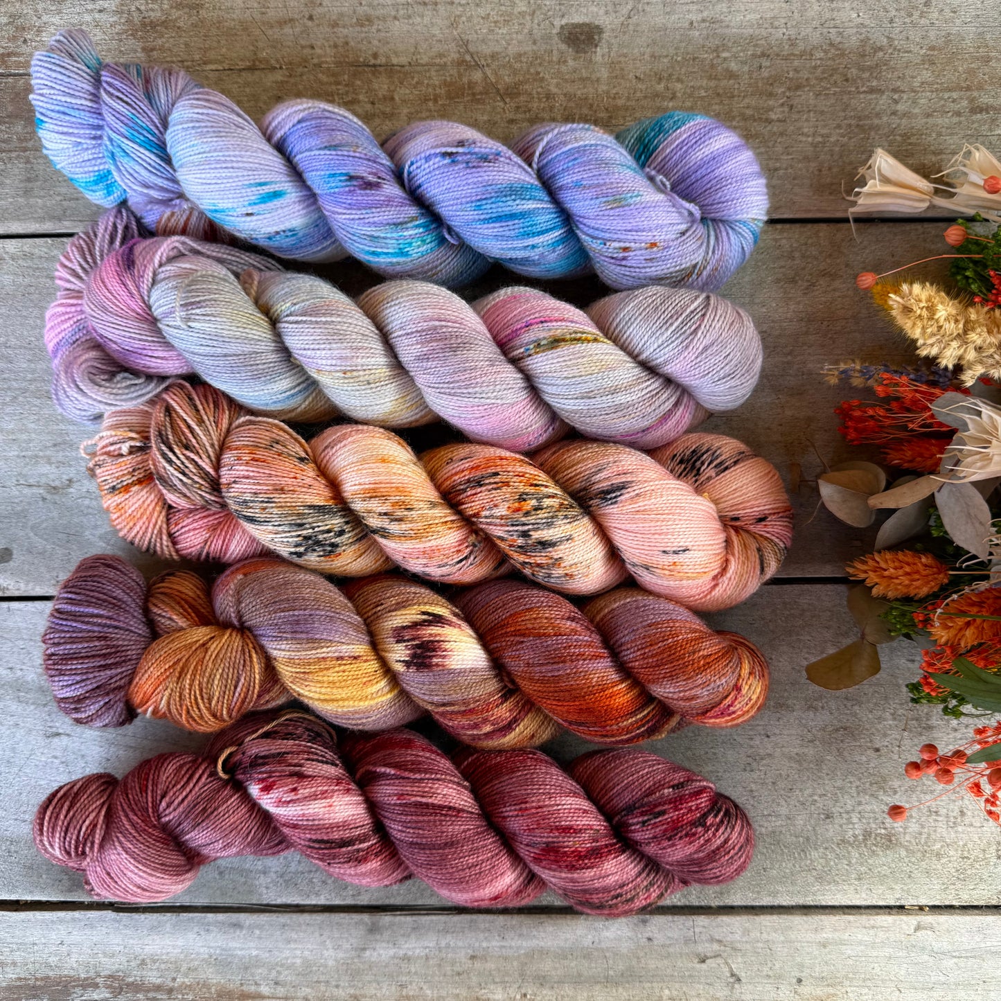 Kit de laine pour tricoter l’Extra Lite Bright Sweater par Wool and Pine