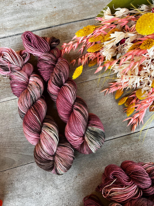 SINGAPORE - Laine teinte à la main - Fingering Mérinos Nylon superwash