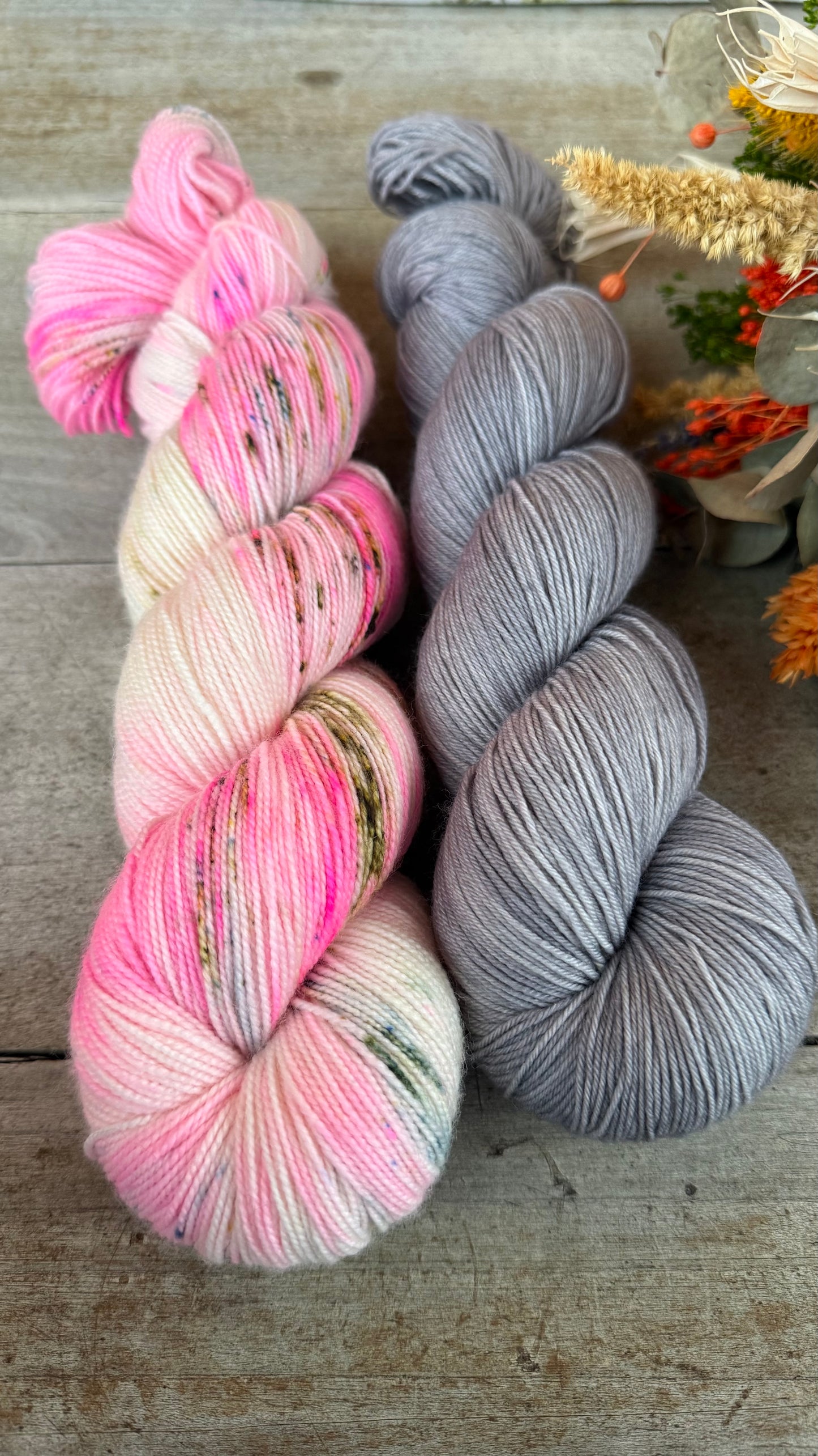PERLE - Laine teinte à la main - Base au choix : Fingering Mérinos avec ou sans nylon / DK Mérinos / Kid Mohair et Soie
