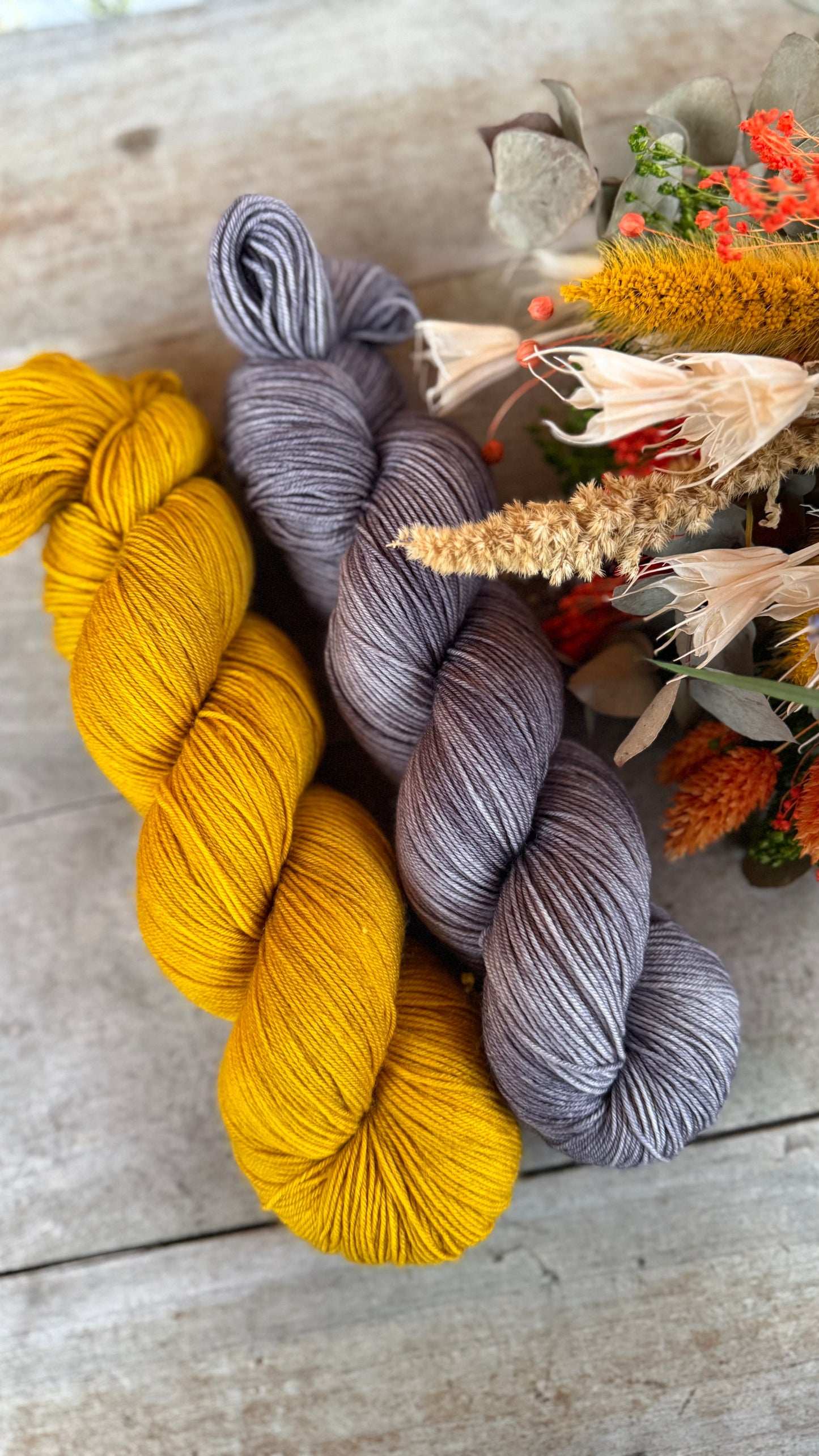 MOUSE - Laine teinte à la main - Base au choix : Fingering Mérinos avec ou sans nylon / DK Mérinos / Kid Mohair et Soie