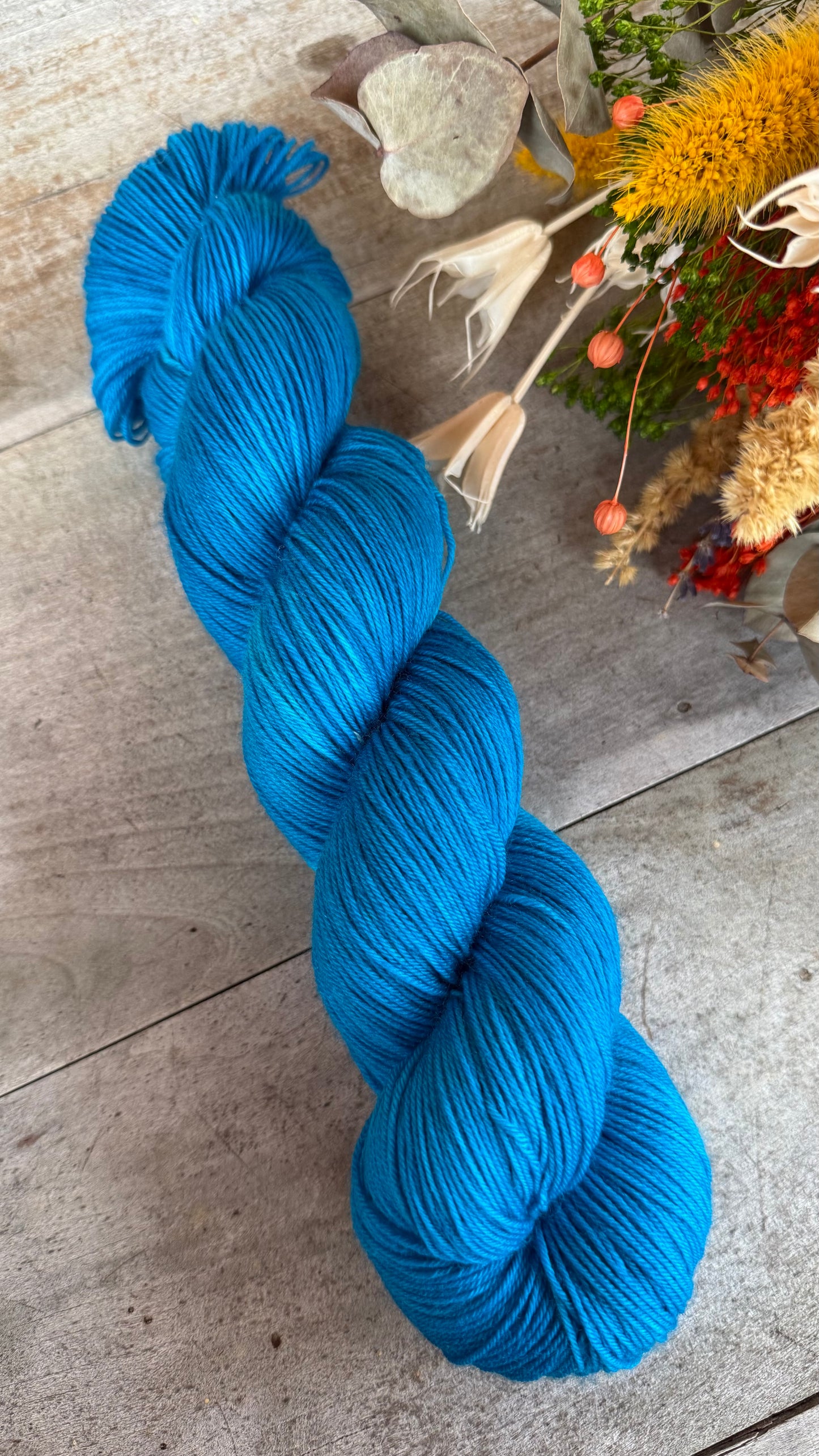 BRUT - Laine teinte à la main - Base au choix : Fingering Mérinos avec ou sans nylon / DK Mérinos / Kid Mohair et Soie