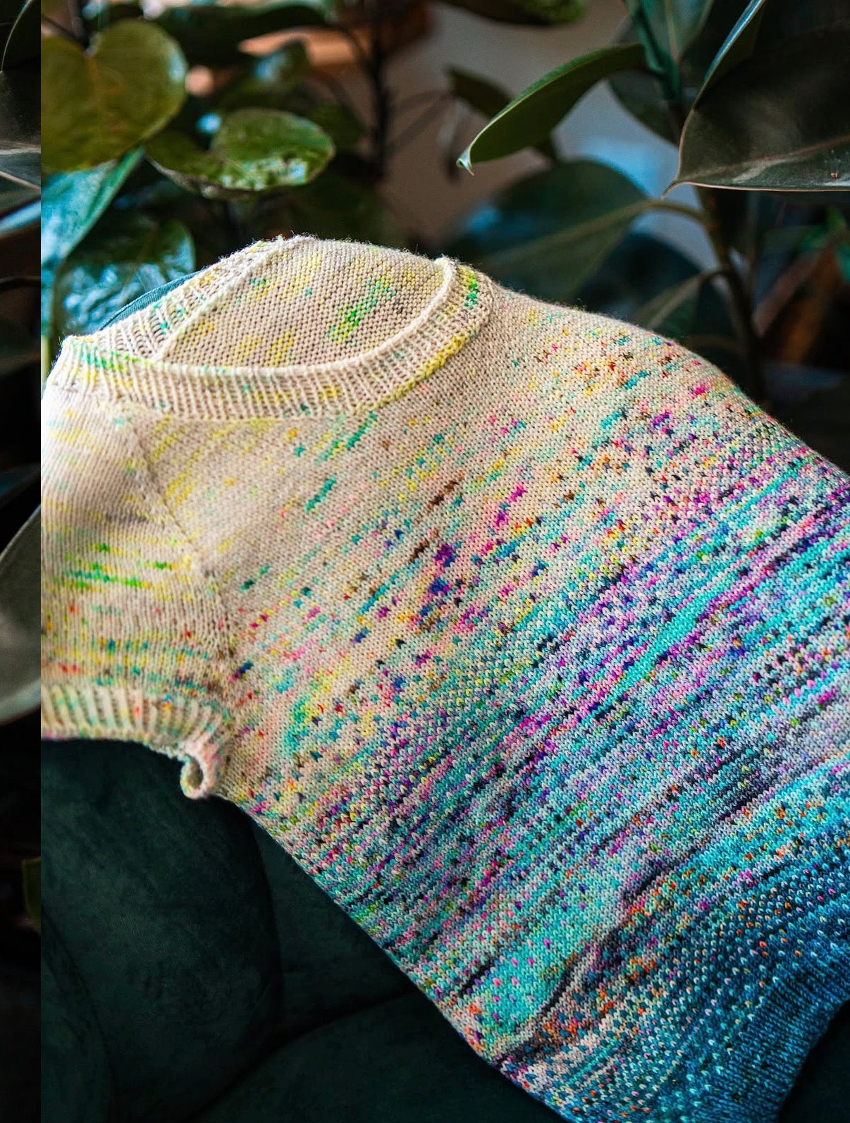Kit de laine pour tricoter l’Extra Lite Bright Sweater par Wool and Pine