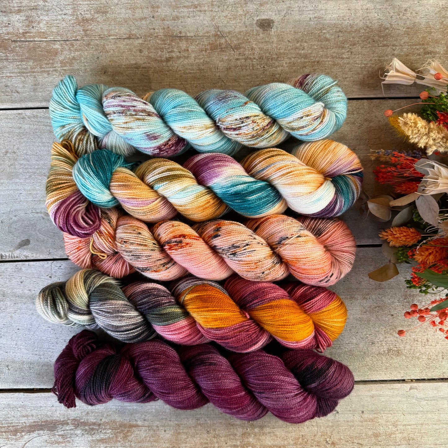 Kit de laine pour tricoter l’Extra Lite Bright Sweater par Wool and Pine