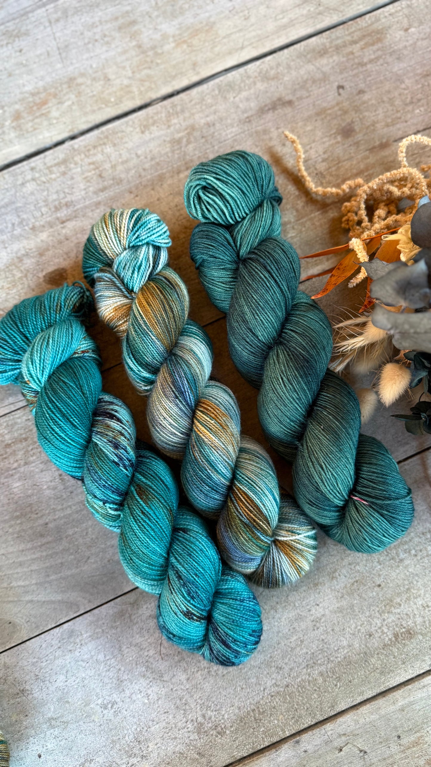 DORIANE - Laine teinte à la main - Fingering Mérinos Nylon superwash