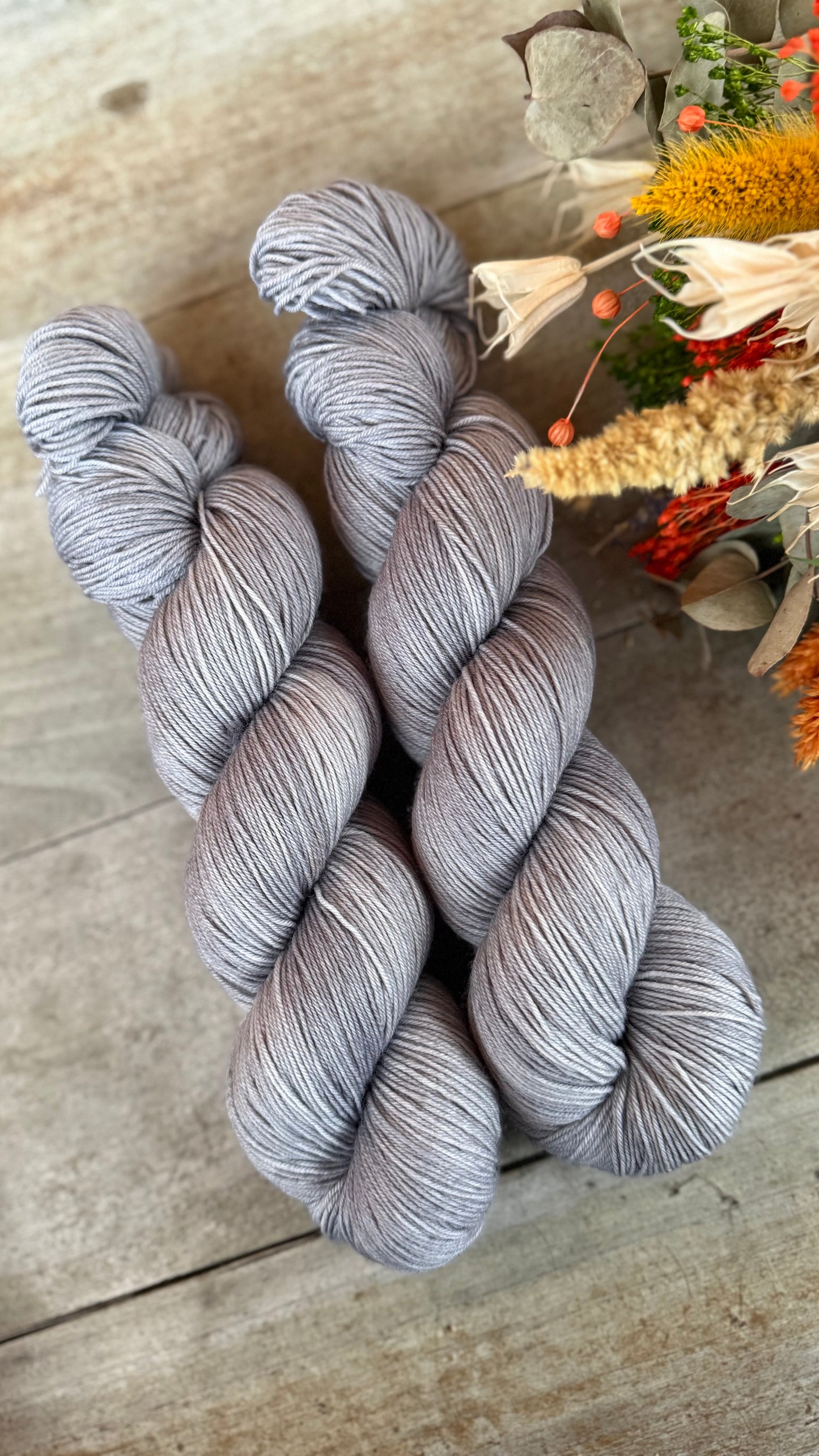 PERLE - Laine teinte à la main - Base au choix : Fingering Mérinos avec ou sans nylon / DK Mérinos / Kid Mohair et Soie
