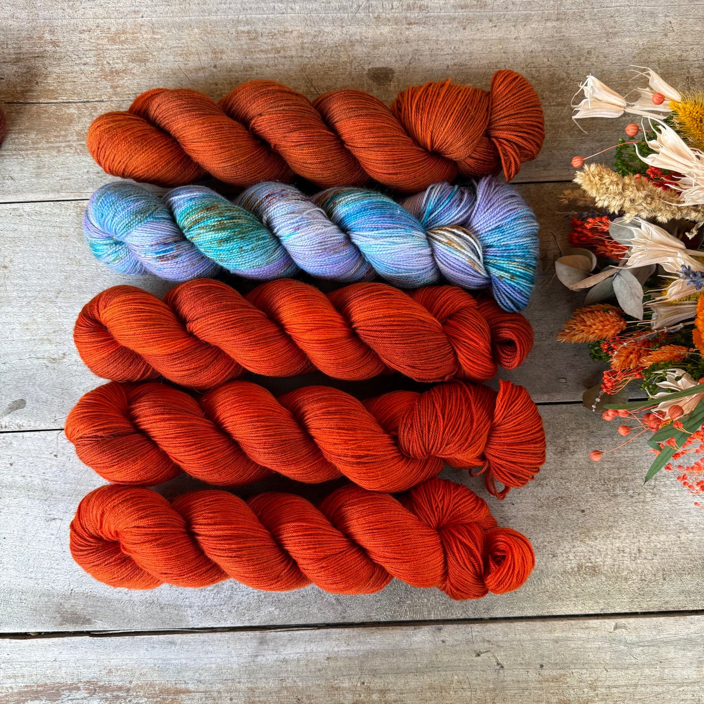 Kit de laine pour tricoter le Dragonfly Sweater par Elenor Mortensen
