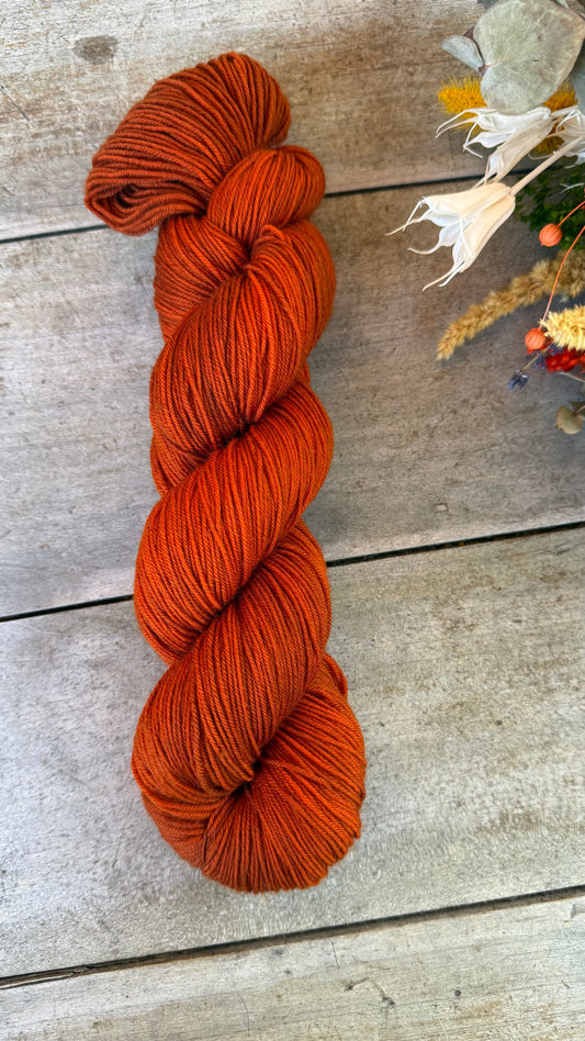 ROUILLE - Laine teinte à la main - Fingering Mérinos Superwash