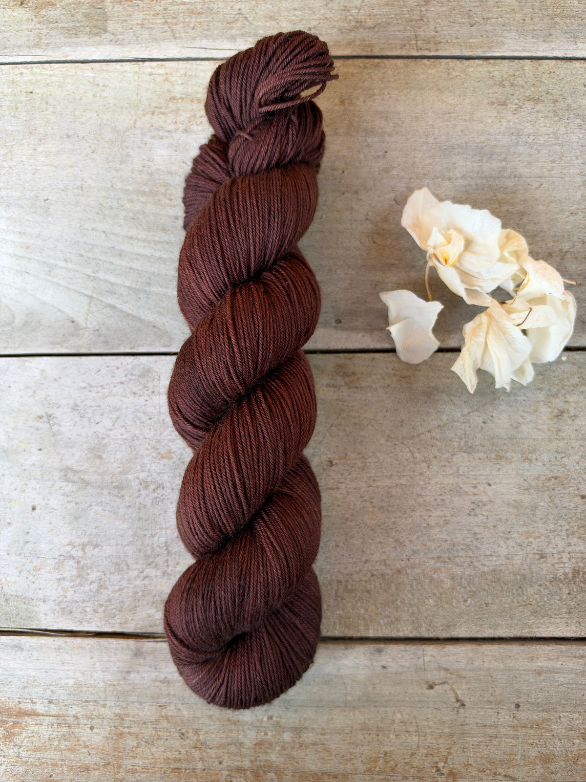 BROWNIE - Laine teinte à la main - Base au choix : Fingering Mérinos avec ou sans nylon / DK Mérinos / Kid Mohair et Soie