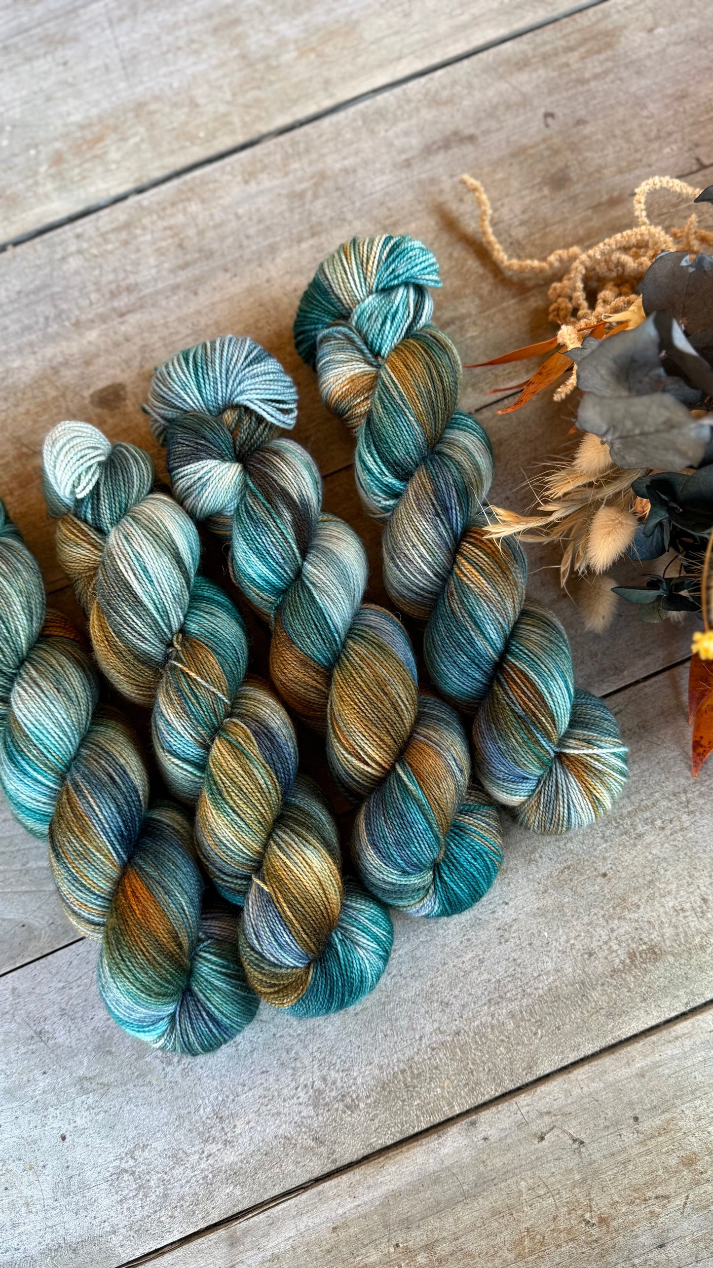 DORIANE - Laine teinte à la main - Fingering Mérinos Nylon superwash
