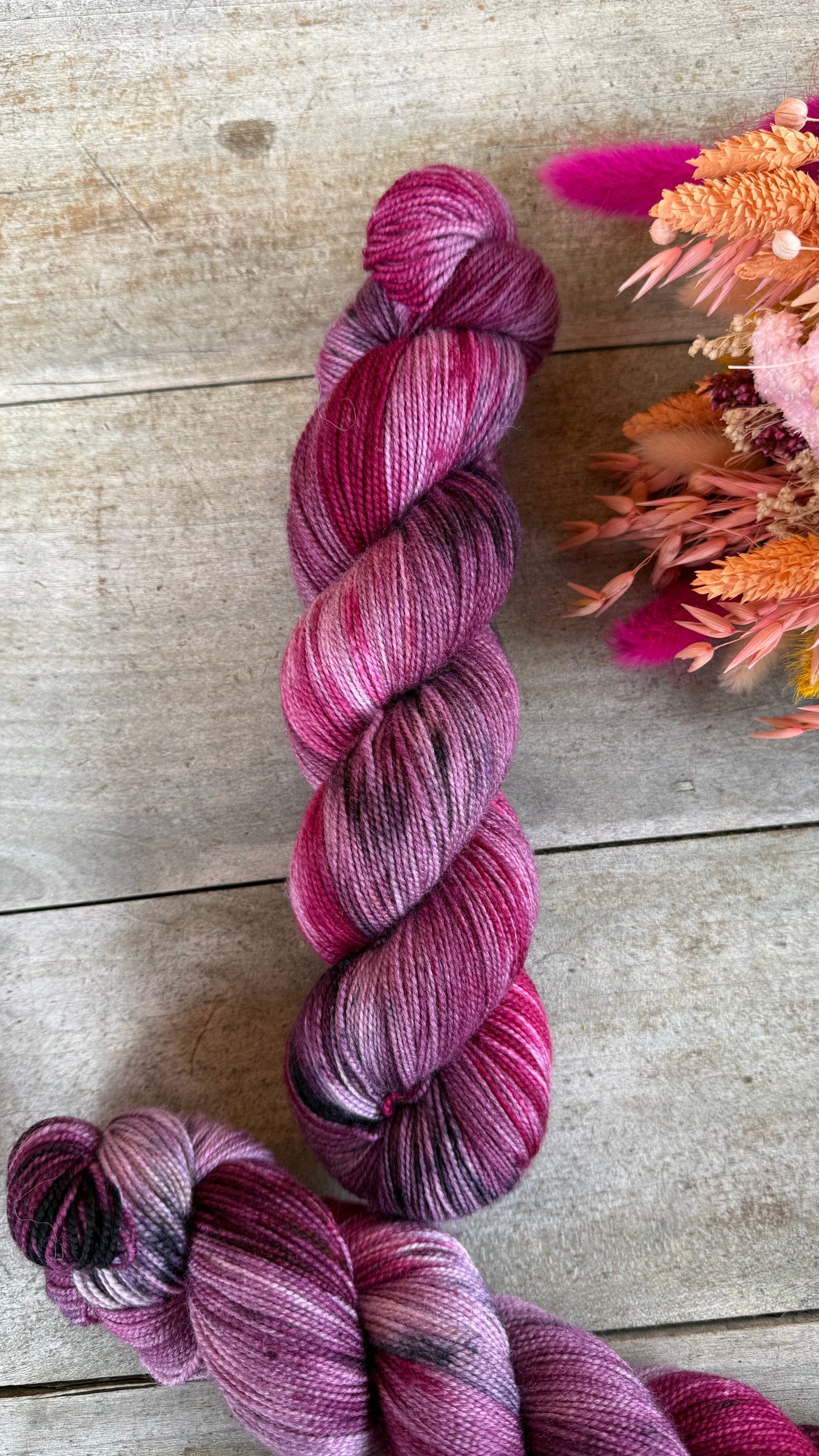 BERTILLE - Laine teinte à la main - Base au choix : Fingering Mérinos avec ou sans nylon / DK Mérinos / Kid Mohair et Soie