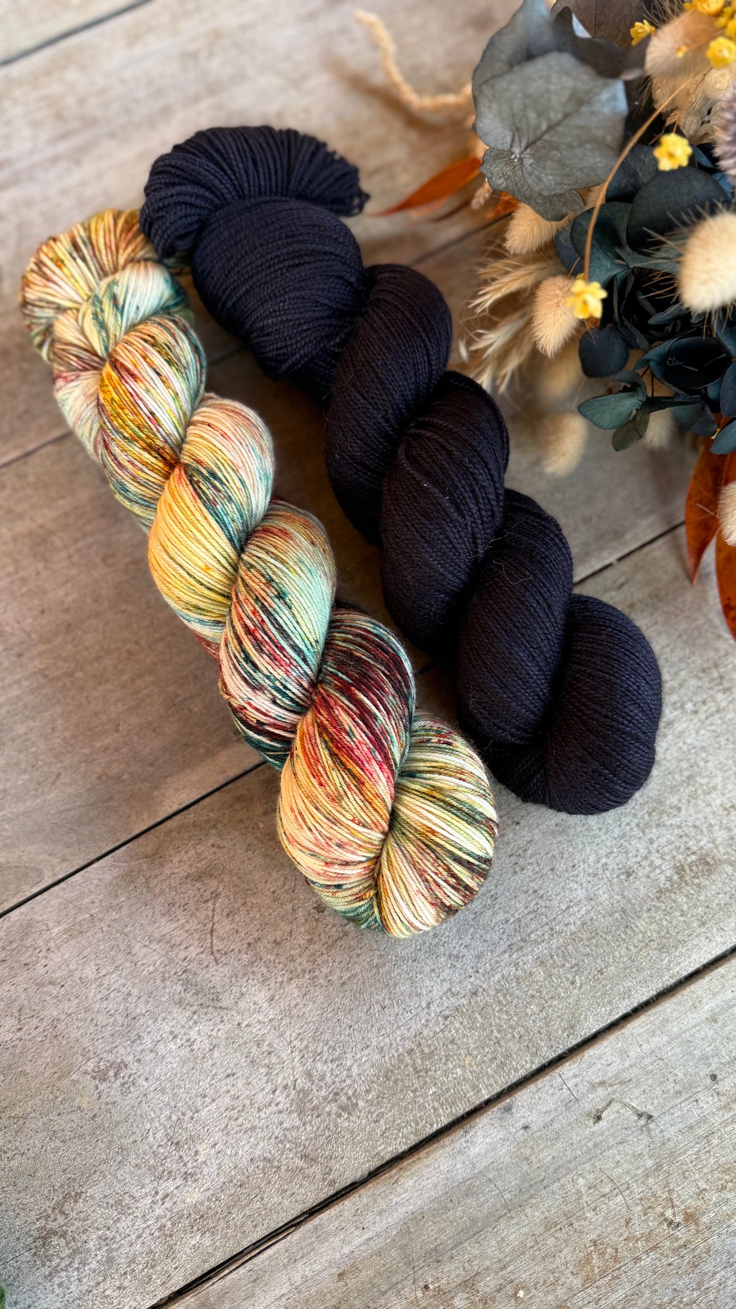 NARA - Laine teinte à la main - Fingering Mérinos Nylon superwash