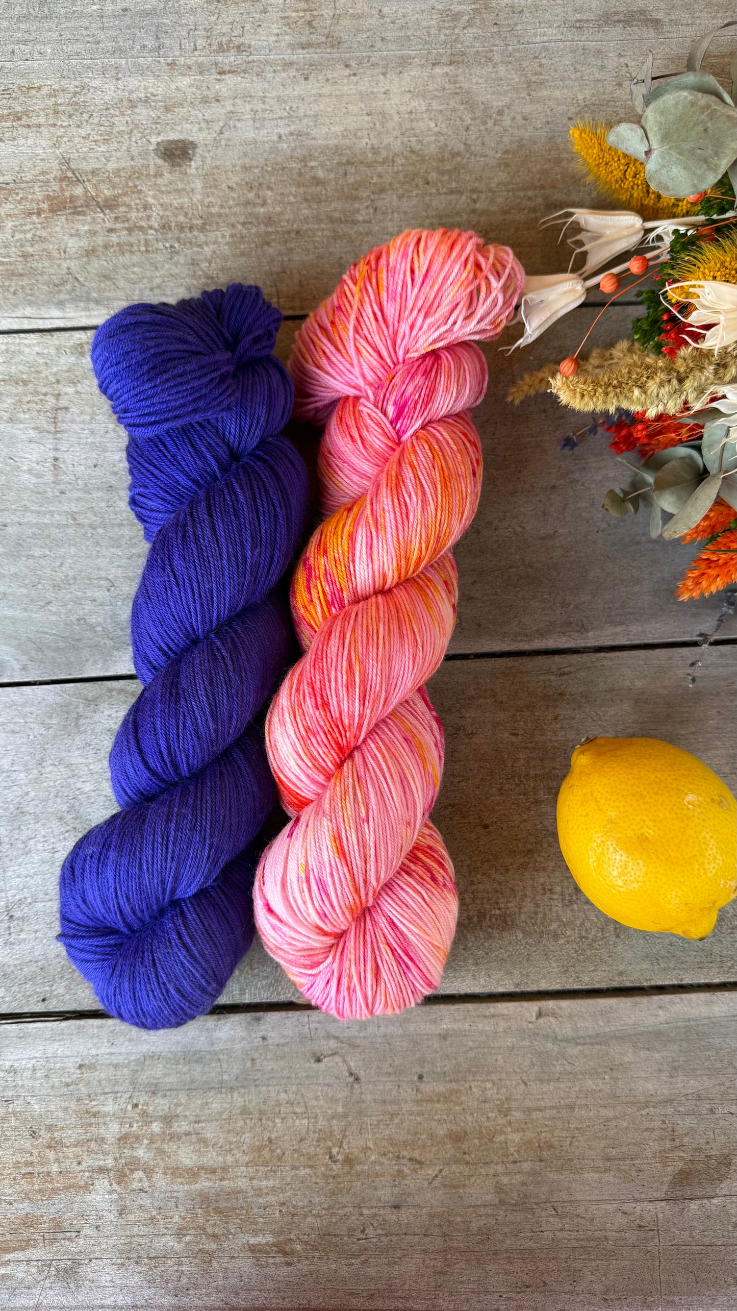 DANSEUSE - Laine teinte à la main - Base au choix : Fingering Mérinos avec ou sans nylon / DK Mérinos / Kid Mohair et Soie