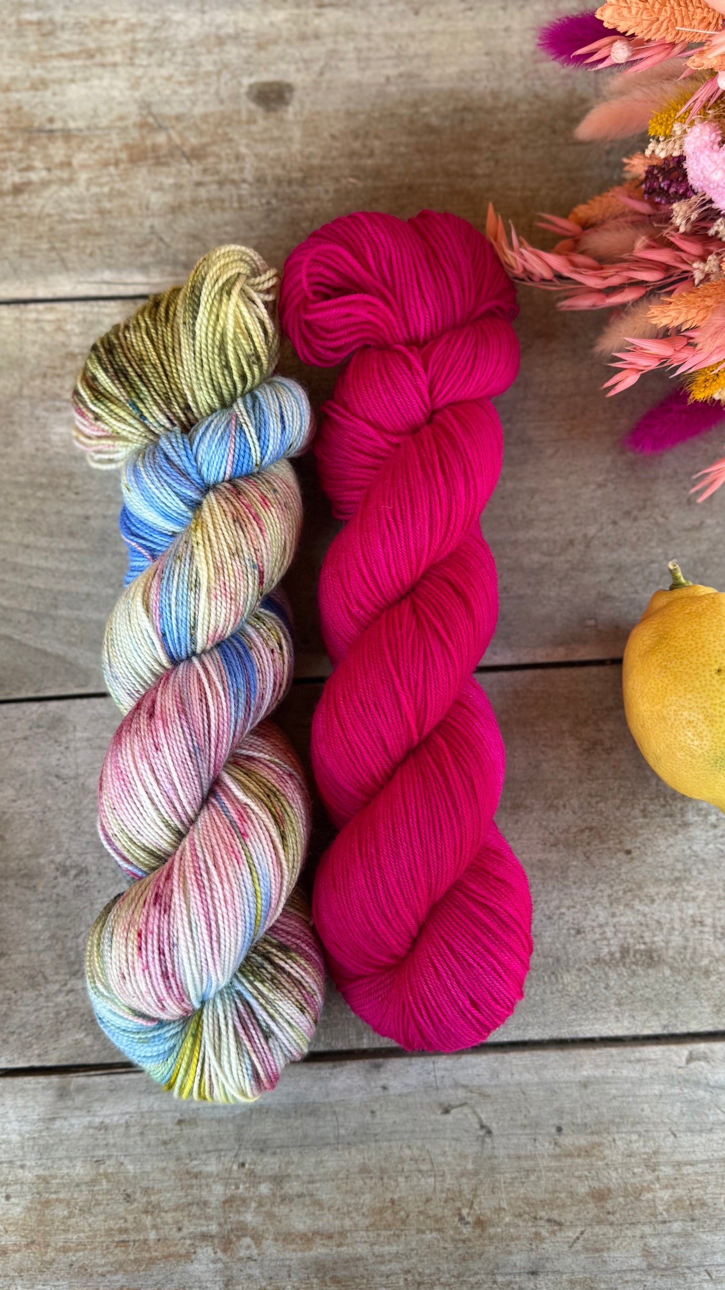 Les KITS de l’été, 2 ÉCHEVEAUX en laine Mérinos fingering coordonnés
