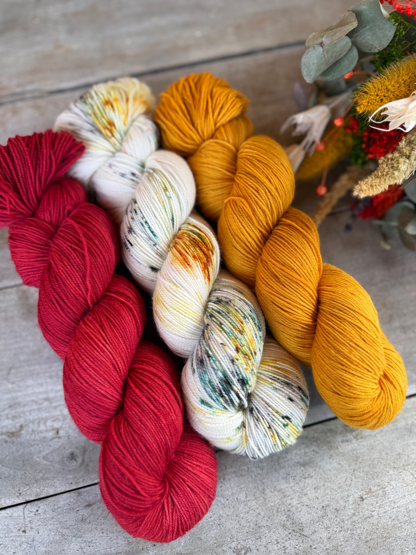 CITRON MENTHE - Laine teinte à la main - Base au choix : Fingering Mérinos avec ou sans nylon / DK Mérinos / Kid Mohair et Soie