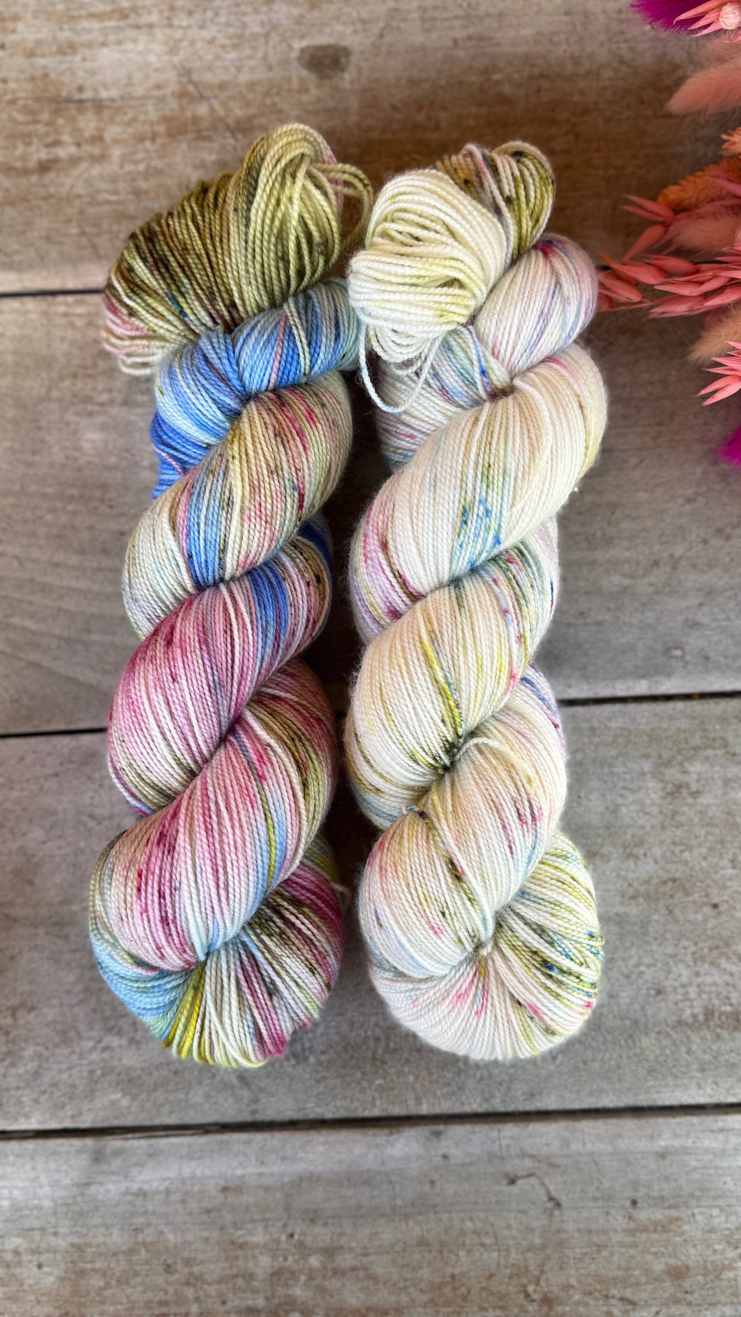 NÉNUPHAR - Laine teinte à la main - Fingering Mérinos Nylon superwash