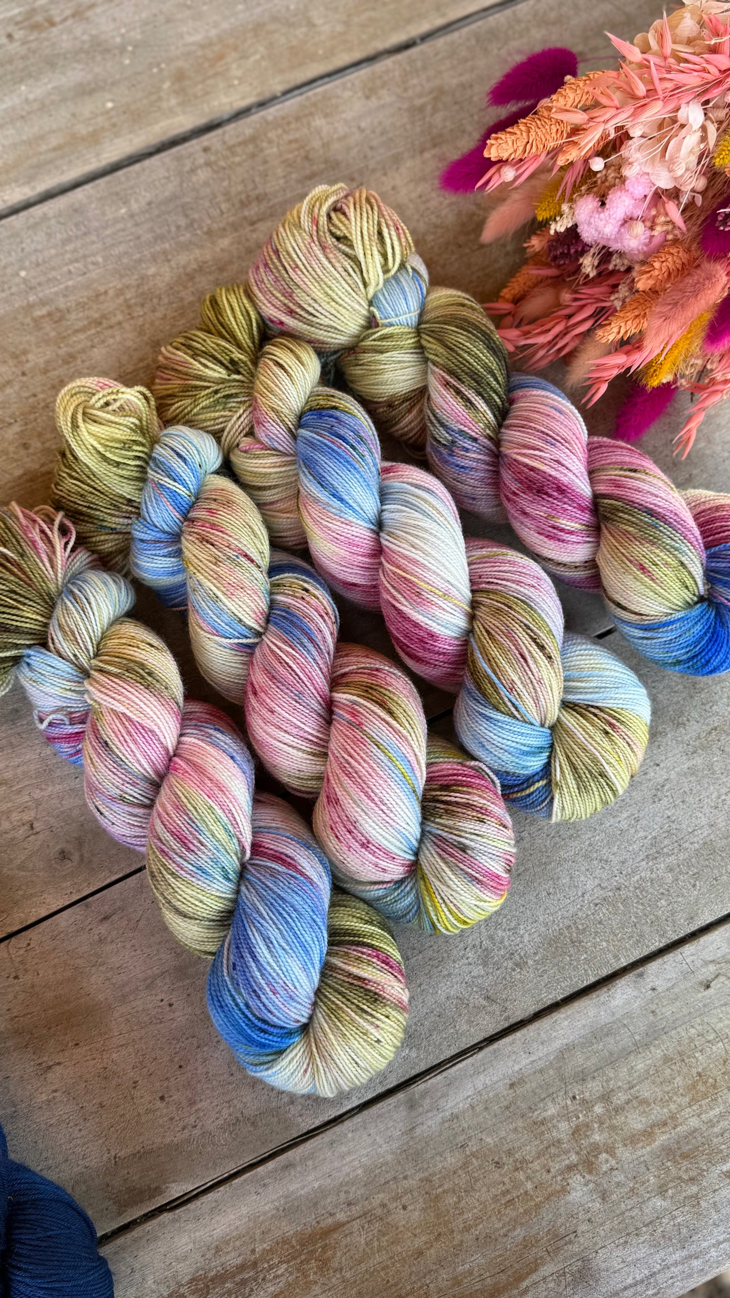 NÉNUPHAR - Laine teinte à la main - Fingering Mérinos Nylon superwash