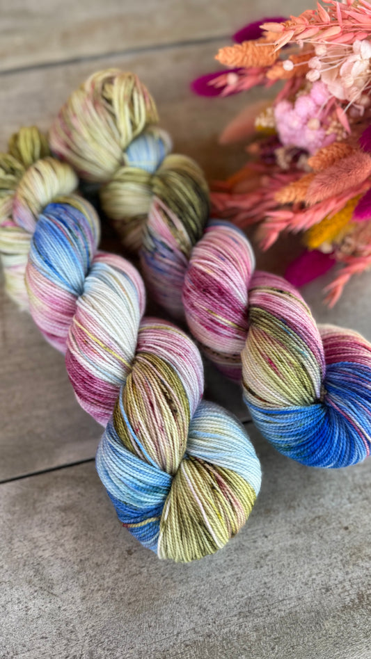 NÉNUPHAR - Laine teinte à la main - Fingering Mérinos Nylon superwash
