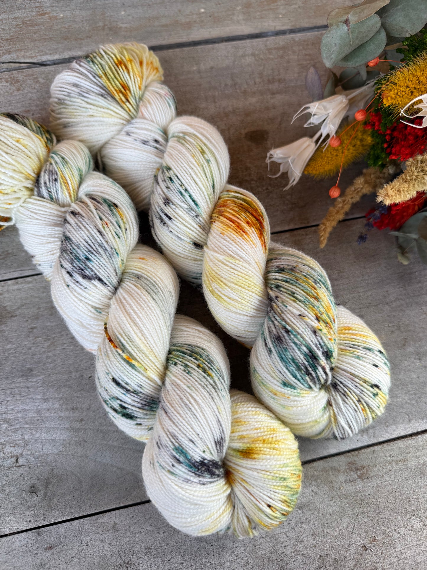 CITRON MENTHE - Laine teinte à la main - Base au choix : Fingering Mérinos avec ou sans nylon / DK Mérinos / Kid Mohair et Soie