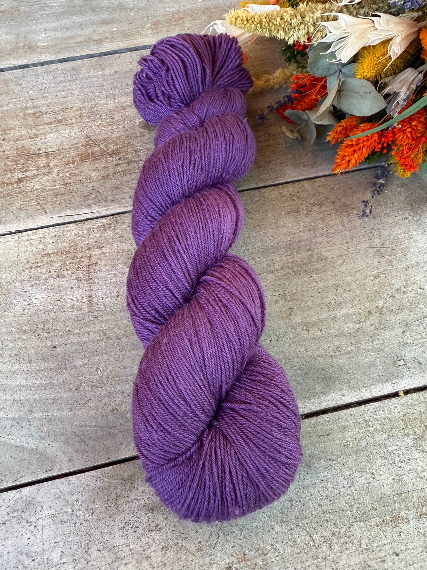 VIOLETTE - Laine teinte à la main - Base au choix : Fingering Mérinos avec ou sans nylon / DK Mérinos / Kid Mohair et Soie