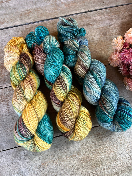 DORIANE - Laine teinte à la main - Fingering Mérinos Nylon superwash