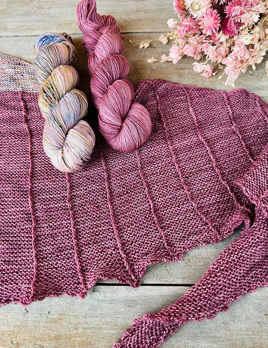 Kit du Châle Strawberry - Patron + 2 écheveaux de laine