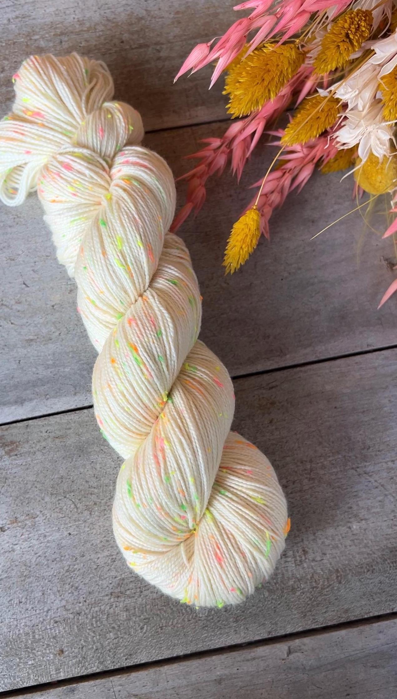 NATURELLE - Laine Néon Nep Donegal Mérinos superwash Fingering Non teinte