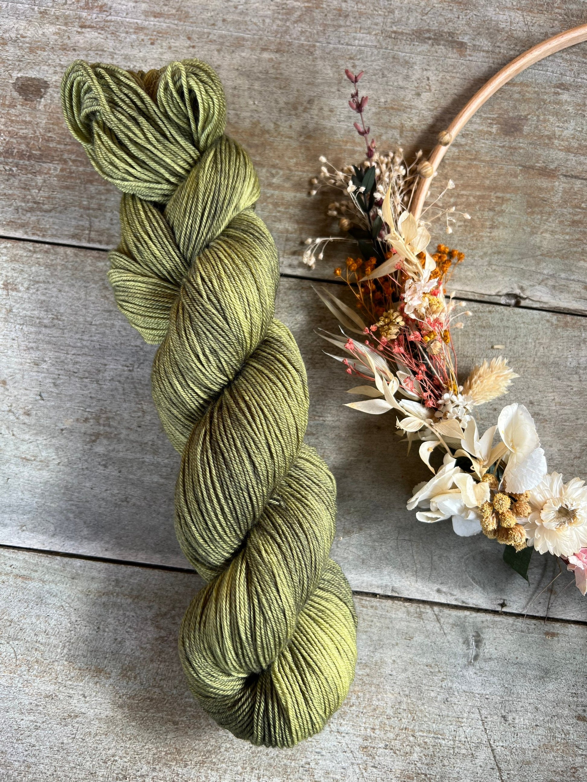 Laine teinte à la main coloris Mousse Fingering Mérinos ou Mérinos nylon ou DK Mérinos ou Lace Mohair et soie