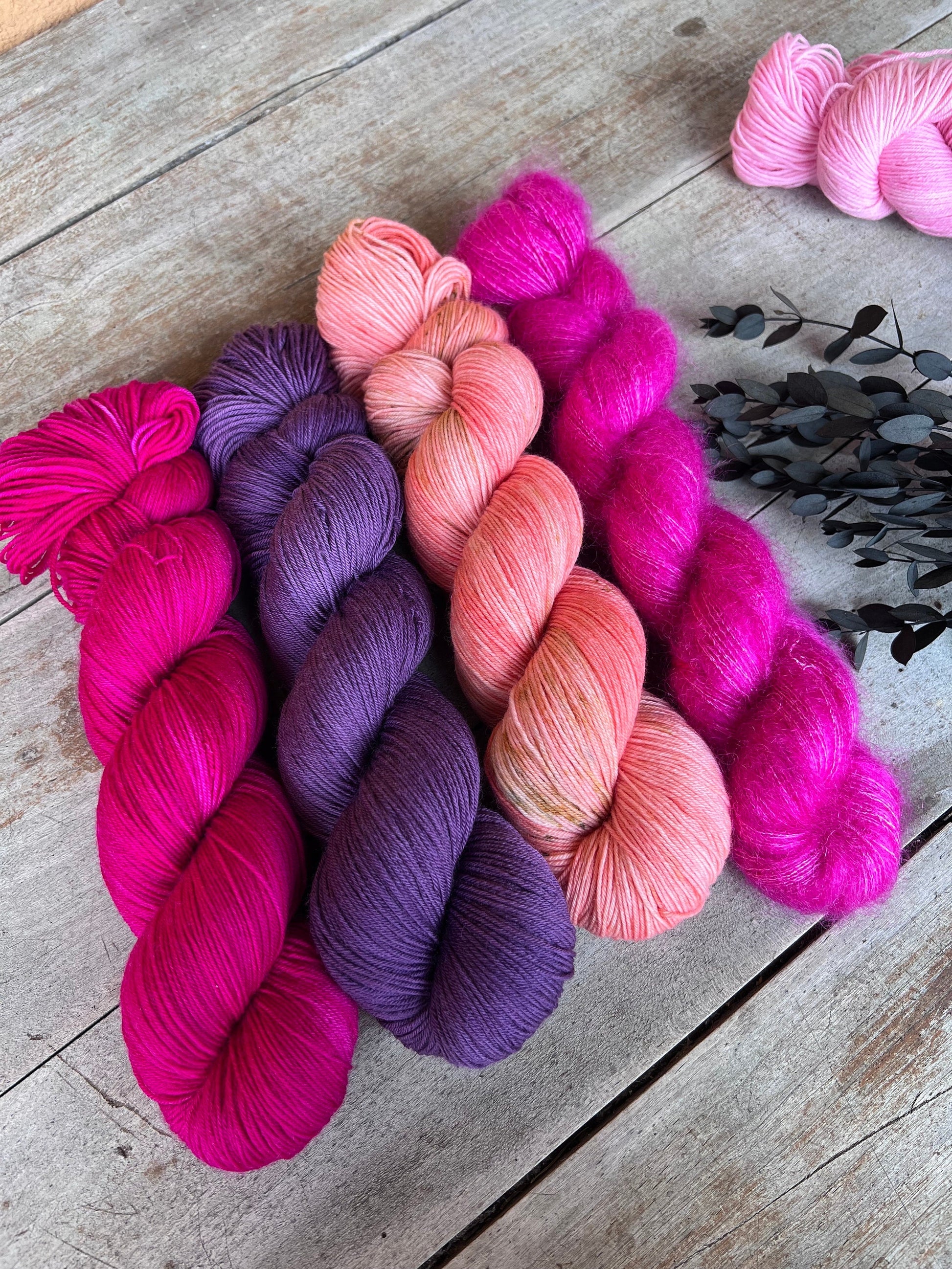 Laine teinte à la main coloris Joy Fingering mérinos ou Mérinos nylon ou DK Mérinos ou Lace Mohair et soie