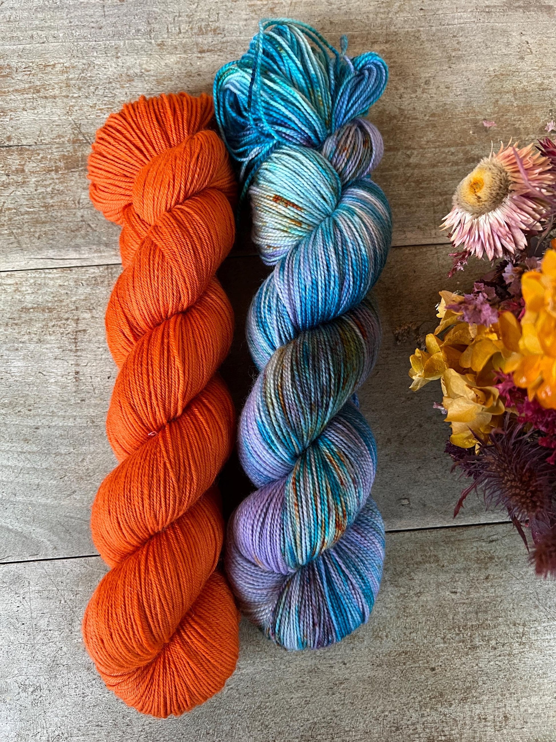 Laine teinte à la main Lilly FINGERING Mérinos ou Mérinos nylon ou DK Mérinos ou LACE Mohair et soie