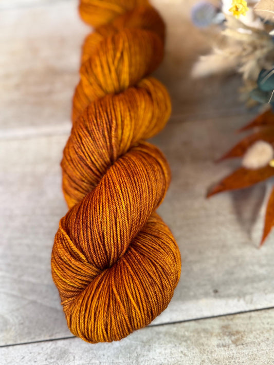 Laine teinte à la main Lilian Fingering Mérinos ou Mérinos nylon ou DK Mérinos ou Lace Mohair et soie