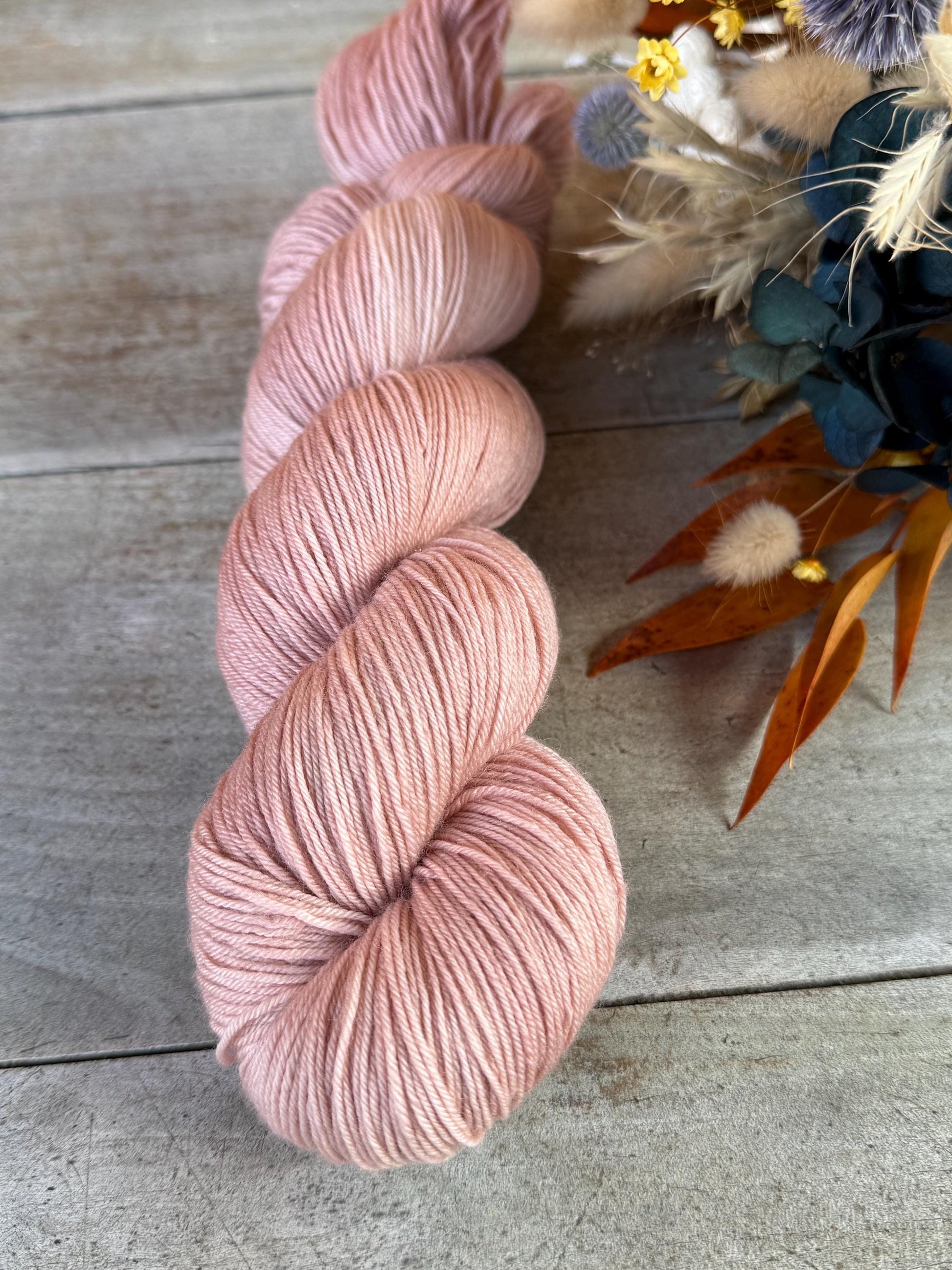 Laine teinte à la main Rosée  Fingering Mérinos ou Mérinos nylon ou DK Mérinos ou Lace Mohair et soie